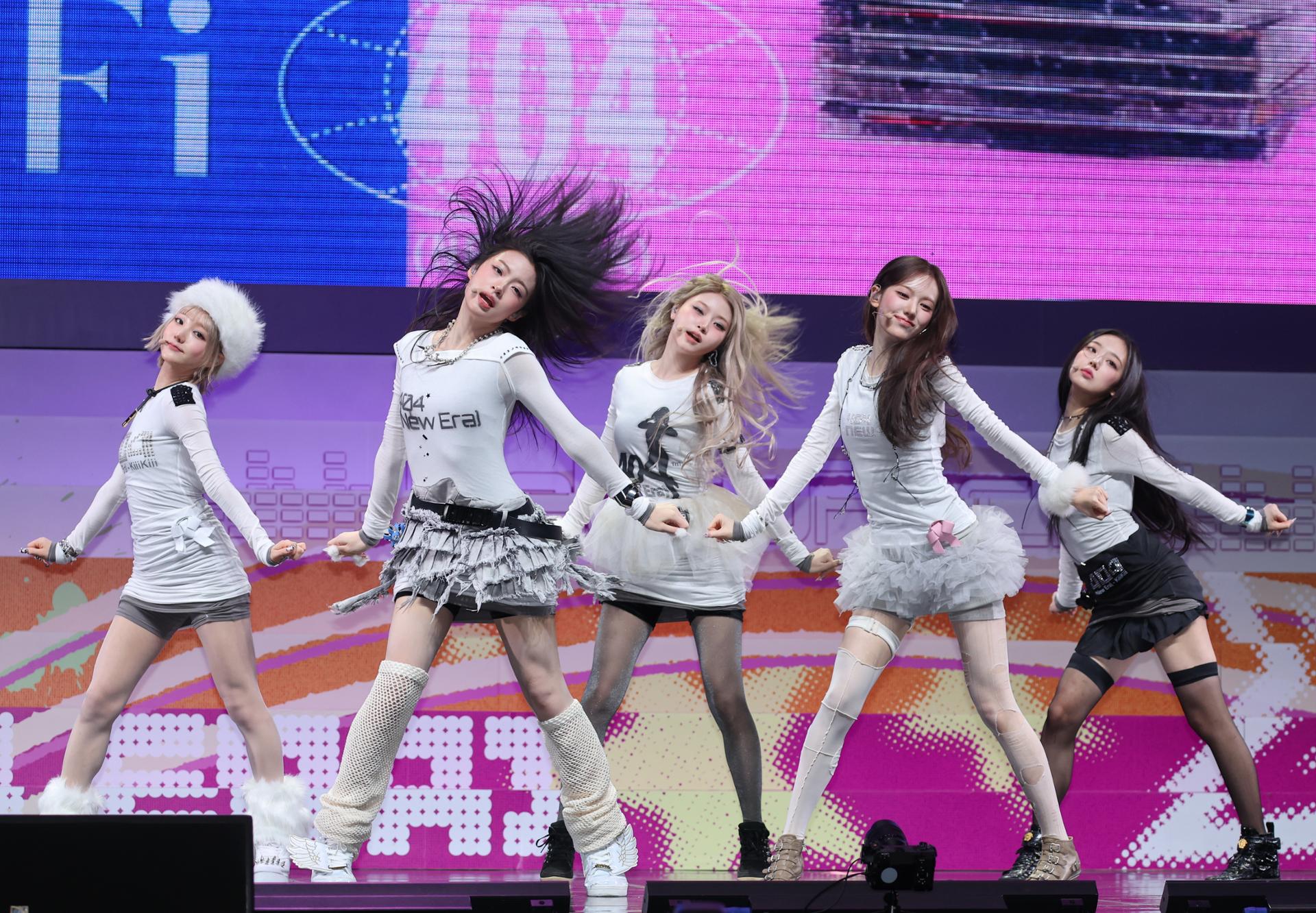 Jeno, Jaemin (NCT) ra mắt nhóm nhỏ mới, KiiiKiii phát hành mini album thứ 2- Ảnh 4.