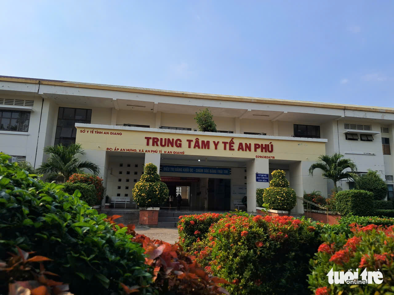 Thu hồi gần 6,7 tỉ đồng tiền thu nhập tăng thêm của cán bộ y tế An Phú - Ảnh 1.