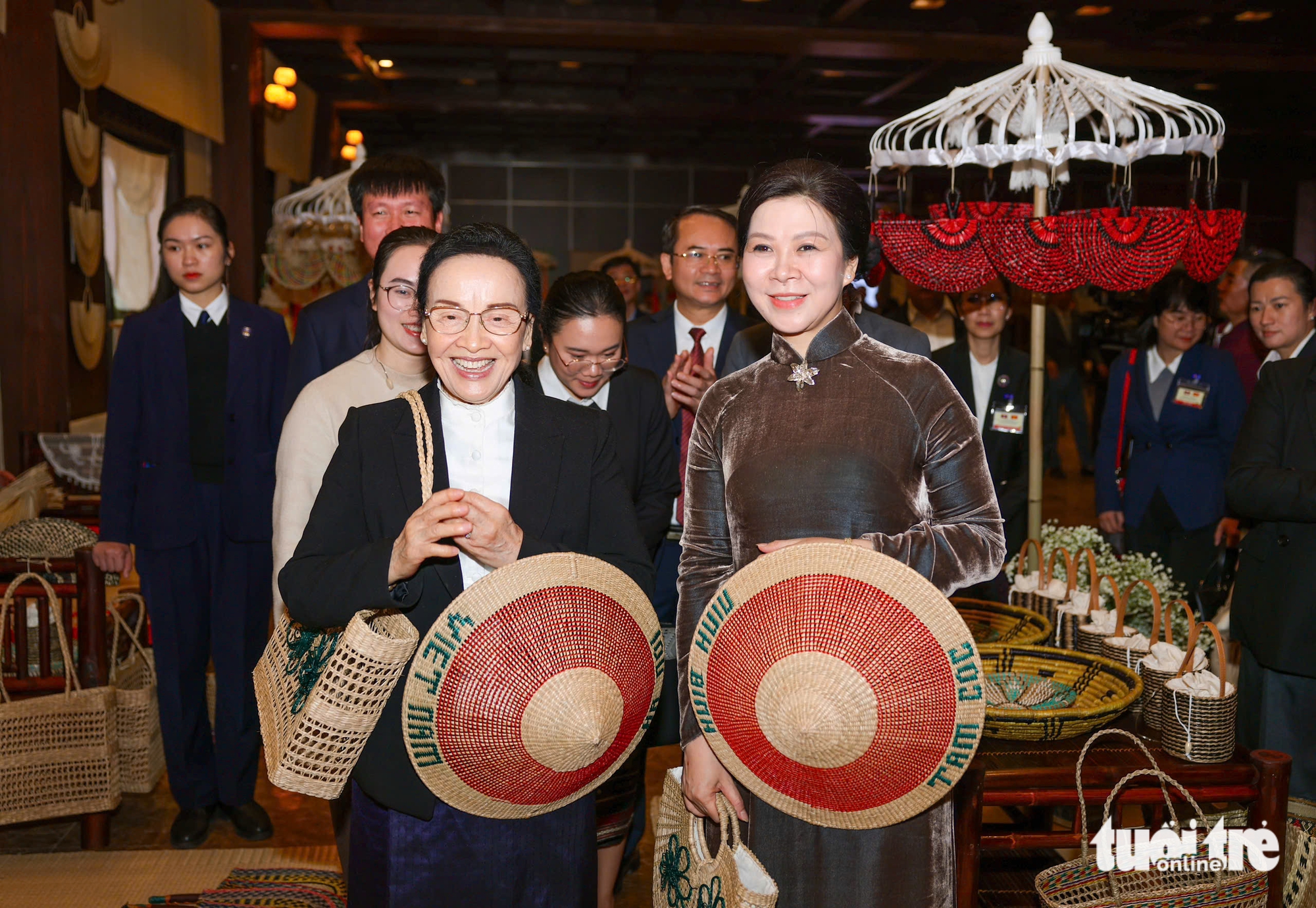 Phu nhân Ngô Phương Ly - Ảnh 4.