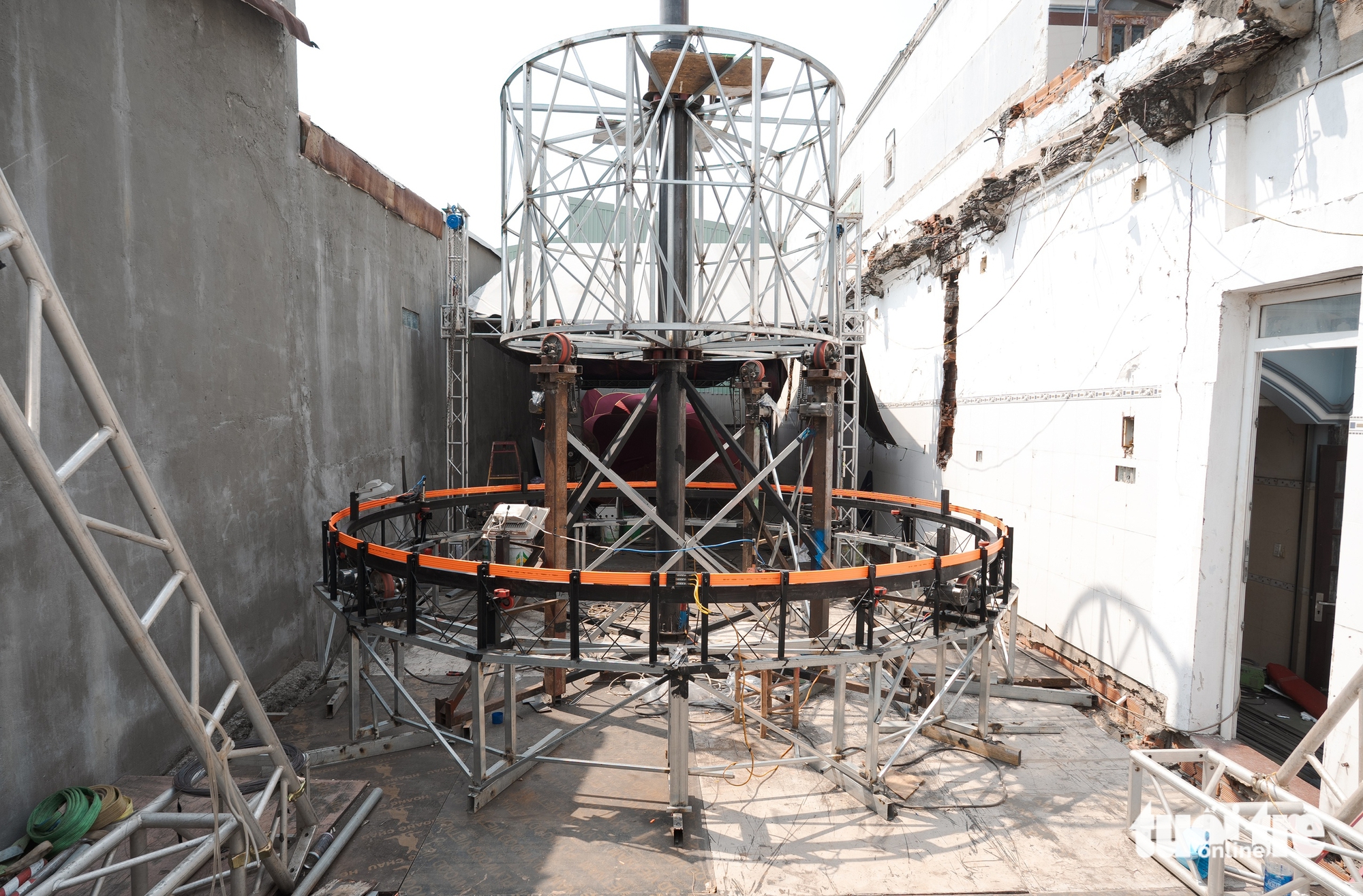 Giant horse sculptures take shape for Ho Chi Minh City’s Nguyen Hue Flower Street 2026- Ảnh 7.