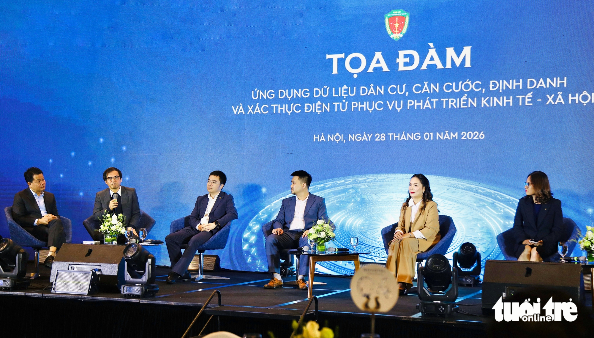 Dữ liệu dân cư, căn cước, định danh và xác thực điện tử trở thành tài nguyên tăng trưởng kinh tế - Ảnh 1.