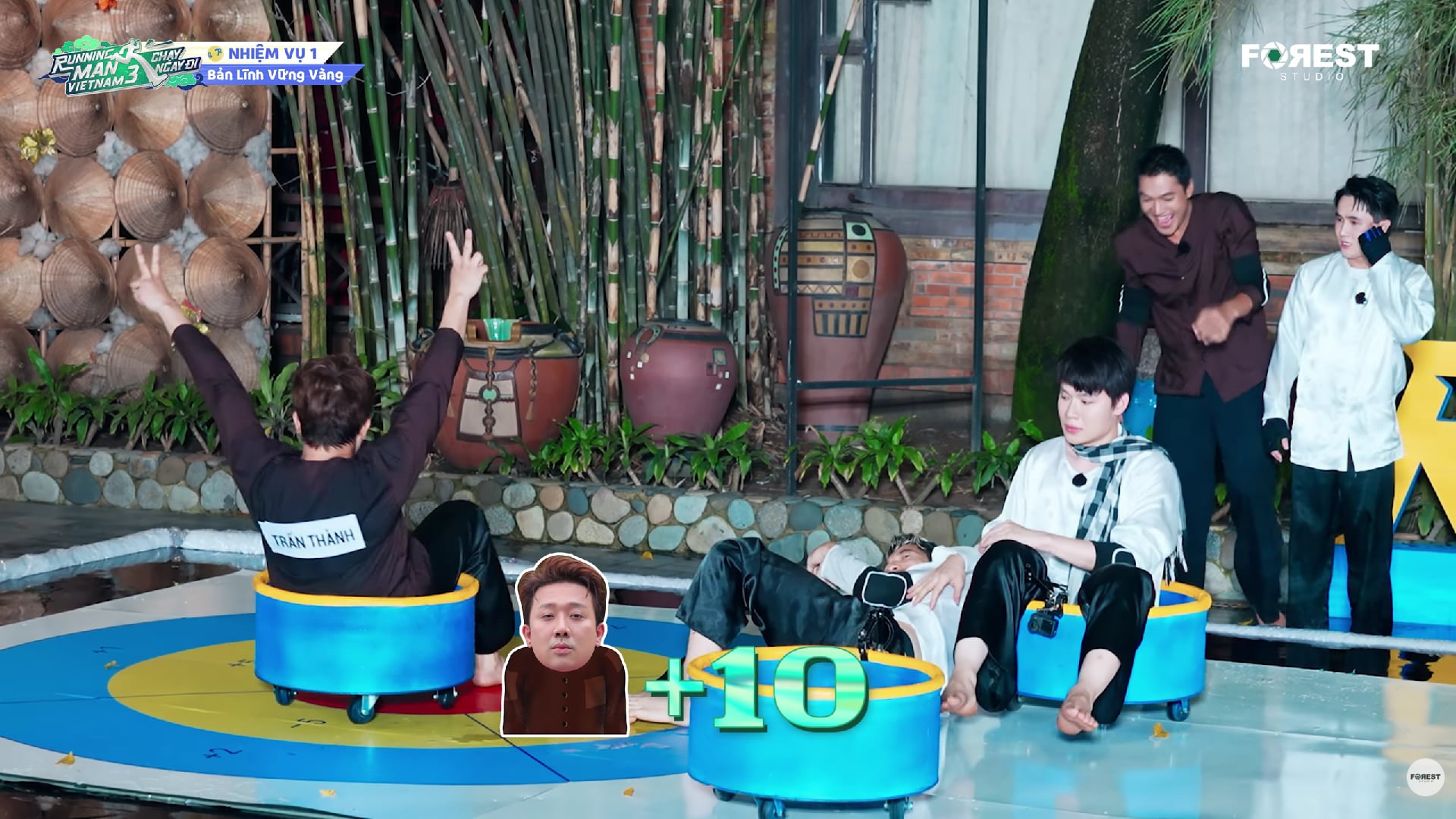 Anh Tú Atus, Liên Bỉnh Phát cùng dẫn đầu trong Running man tập 13- Ảnh 4.