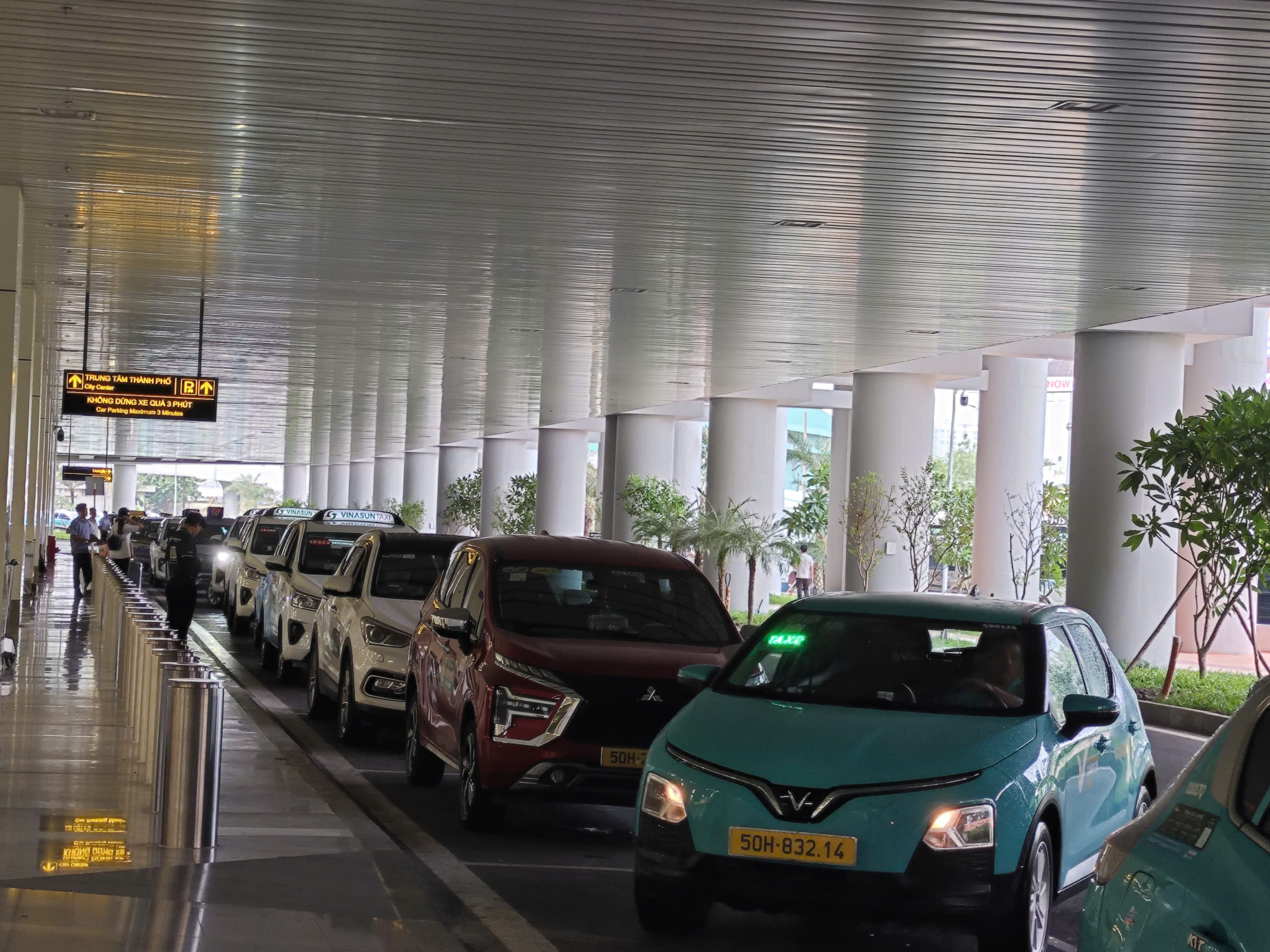 tân sơn nhất - Ảnh 3.