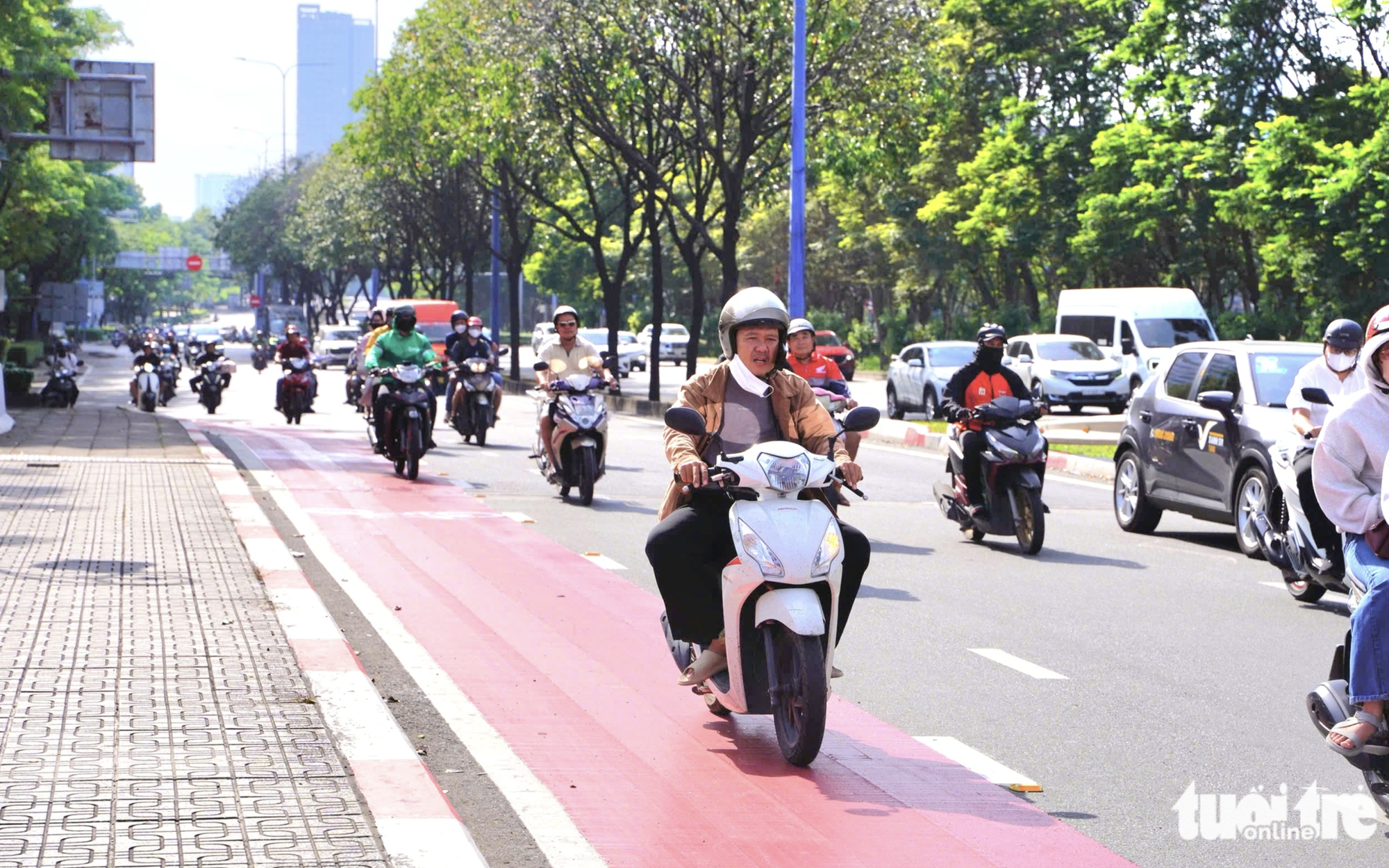 The future is cycling in Ho Chi Minh City, whether we like it or not- Ảnh 2.