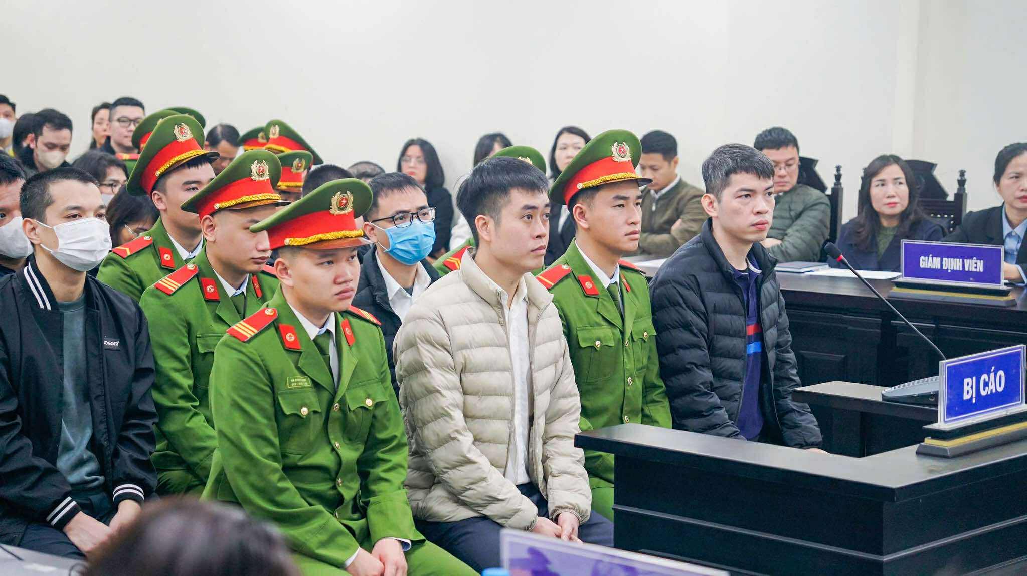 Ông trùm sữa giả Hiup: 'Sữa không có chất độc hại, con bị cáo cũng uống' - Ảnh 1.