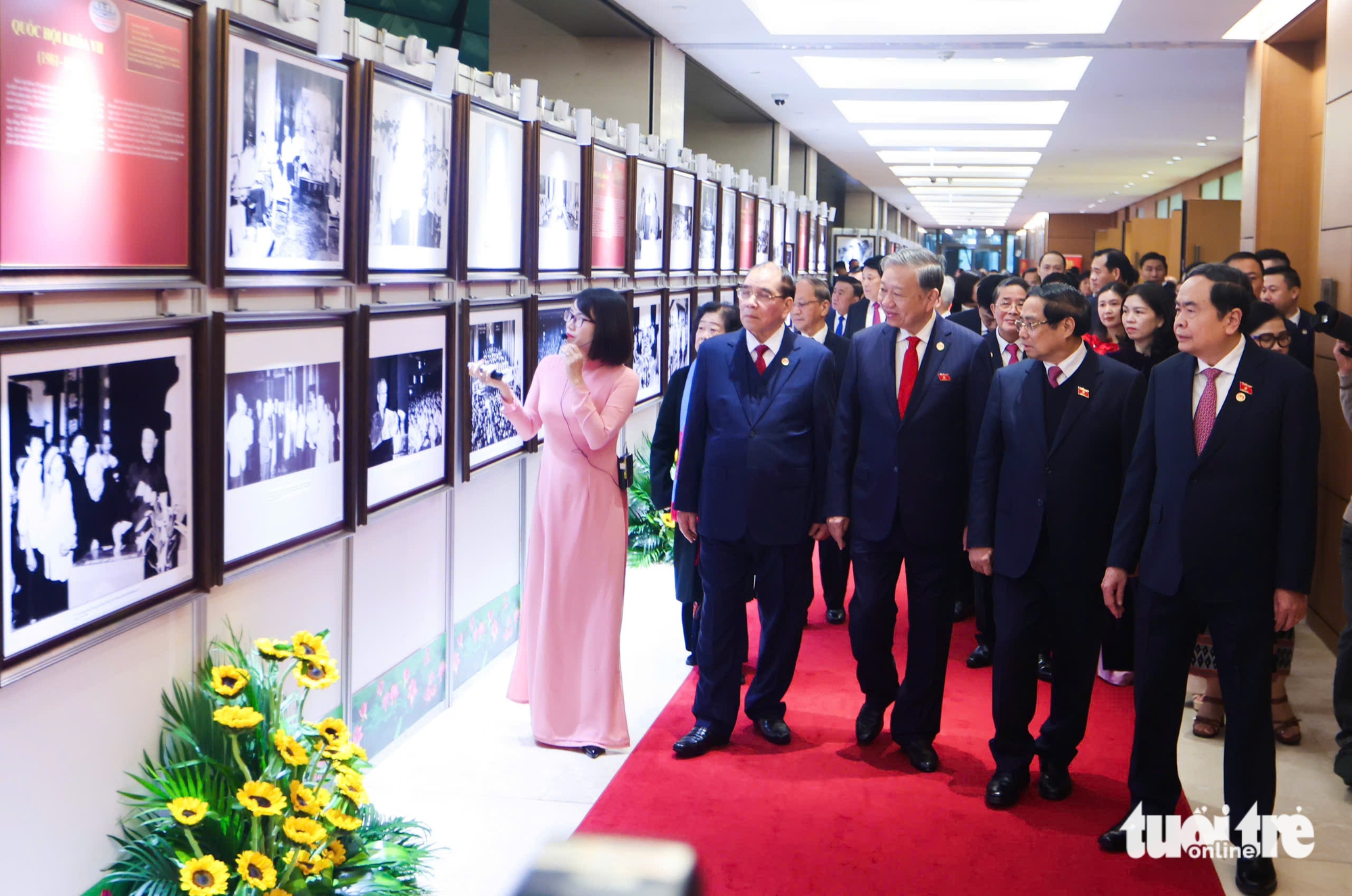 Chủ tịch Hồ Chí Minh - Ảnh 6.