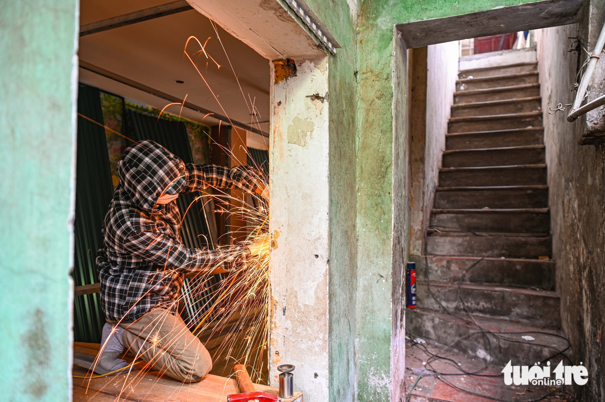Hanoi residents move out as work begins on public square east of Hoan Kiem Lake- Ảnh 13.