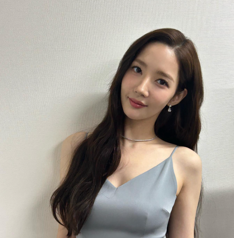 Bruno Mars nhá hàng album mới; Yuna (ITZY) ra mắt solo - Ảnh 2.