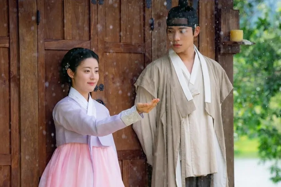 Nam Ji Hyun tái xuất trong phim cổ trang To my beloved thief - Ảnh 4.