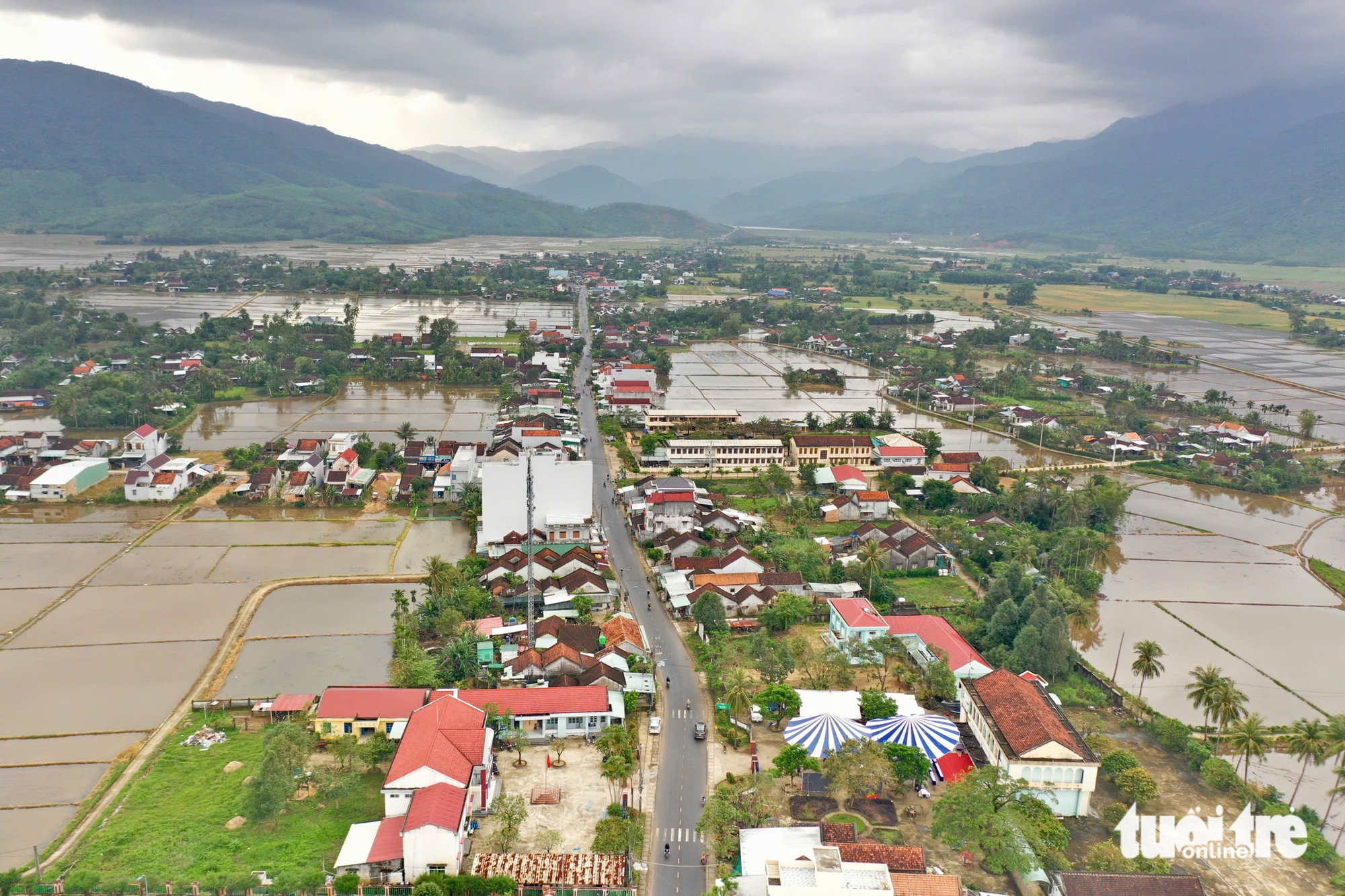 Hòa Thịnh - Ảnh 1.