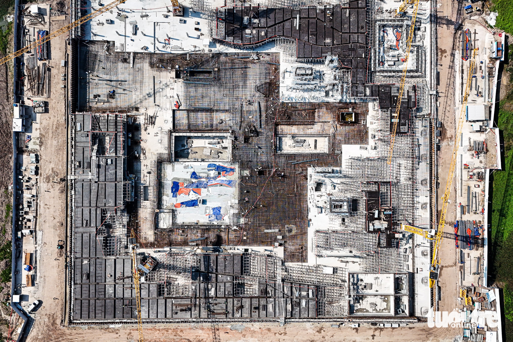 Cảnh tất bật bên trong công trường Nhà hát Opera hơn 12.000 tỉ ven hồ Tây - Ảnh 9.