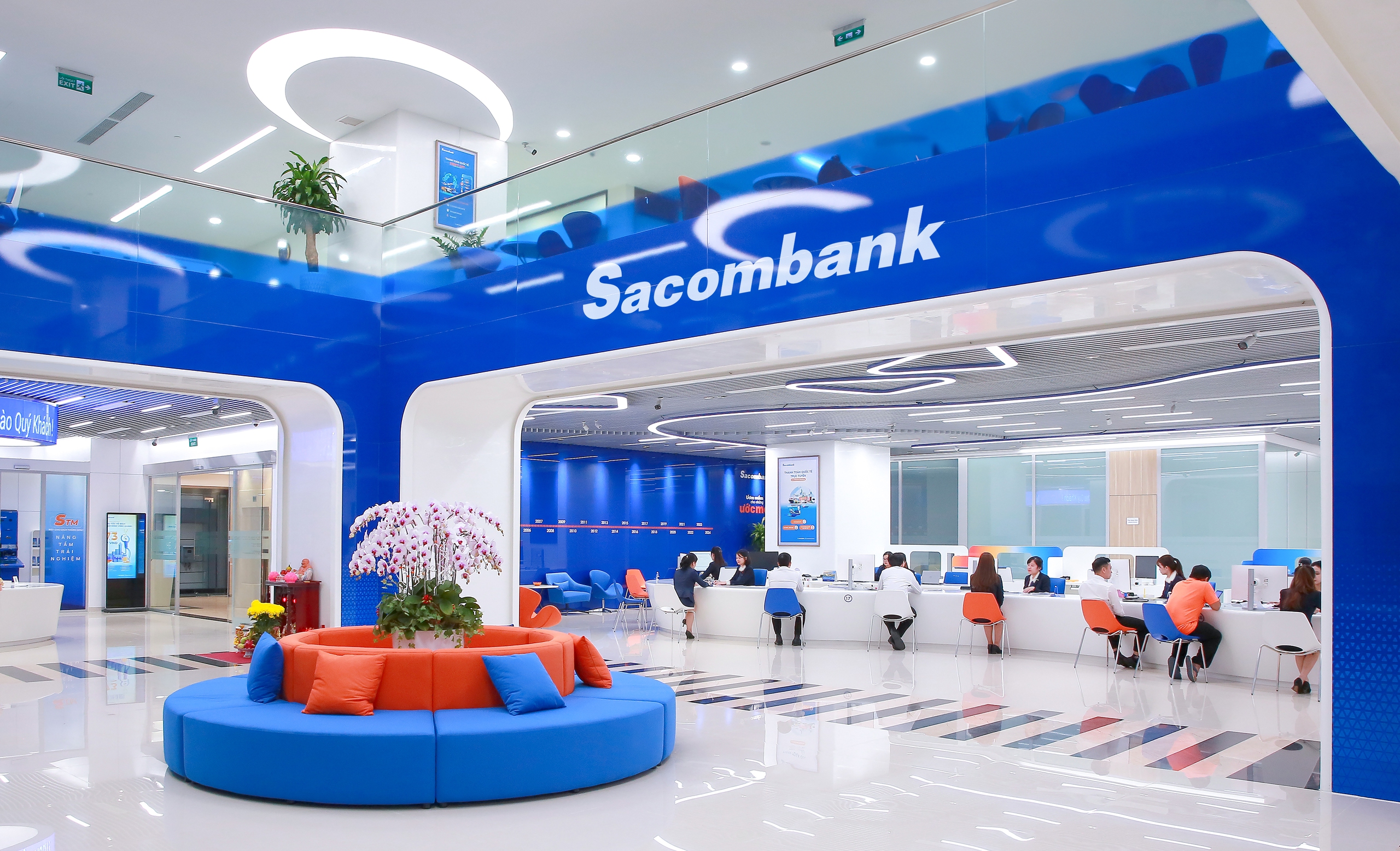 Lợi nhuận Sacombank 'bốc hơi' 40% vì đâu? - Ảnh 1.