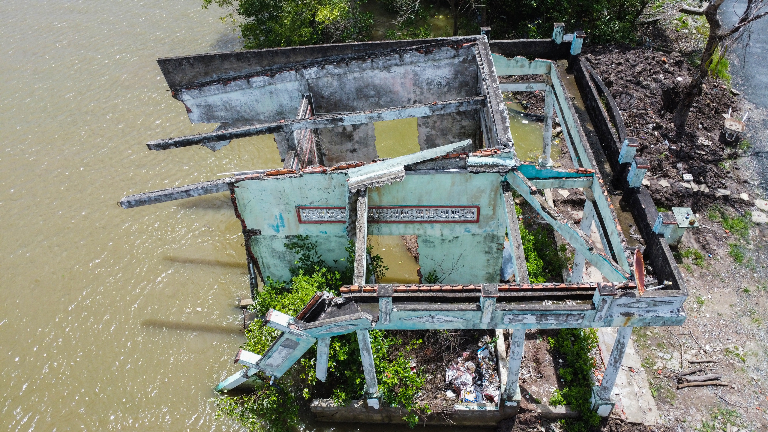 SẠT LỞ - Ảnh 1.