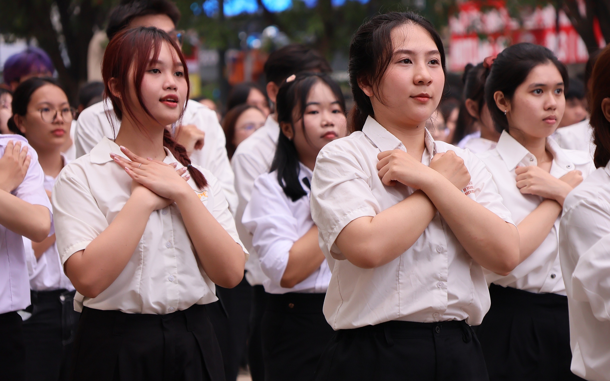 Tuyên dương 1483 học sinh, sinh viên tiêu biểu TP.HCM - Ảnh 10.