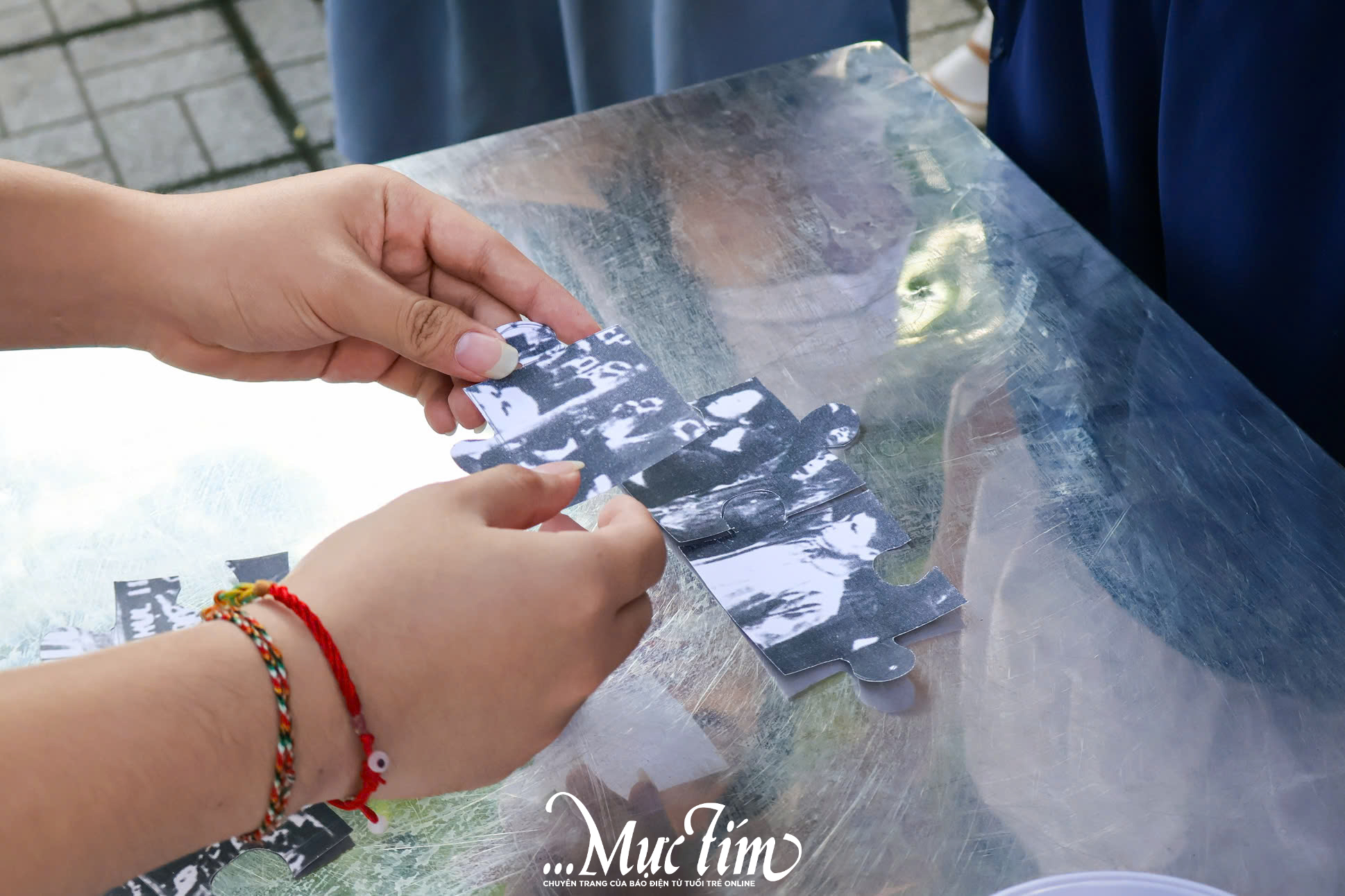 Học sinh Trường THPT Hùng Vương ‘Tiếp sức truyền thống’ trong giờ ra chơi vui vẻ - Ảnh 9.