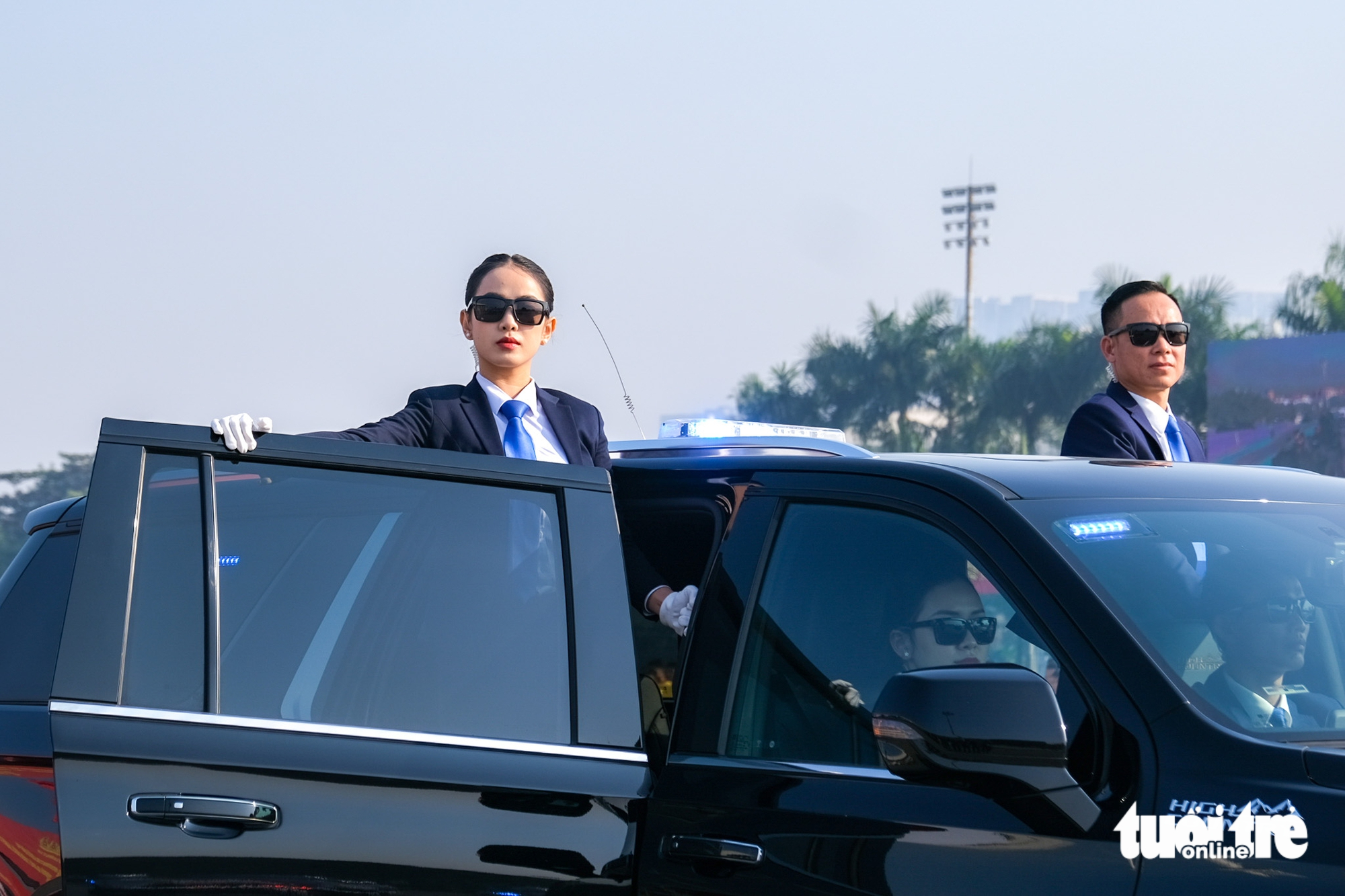 Elite police, VIP guards rehearse security plan for Vietnam’s 14th National Party Congress - Ảnh 1.