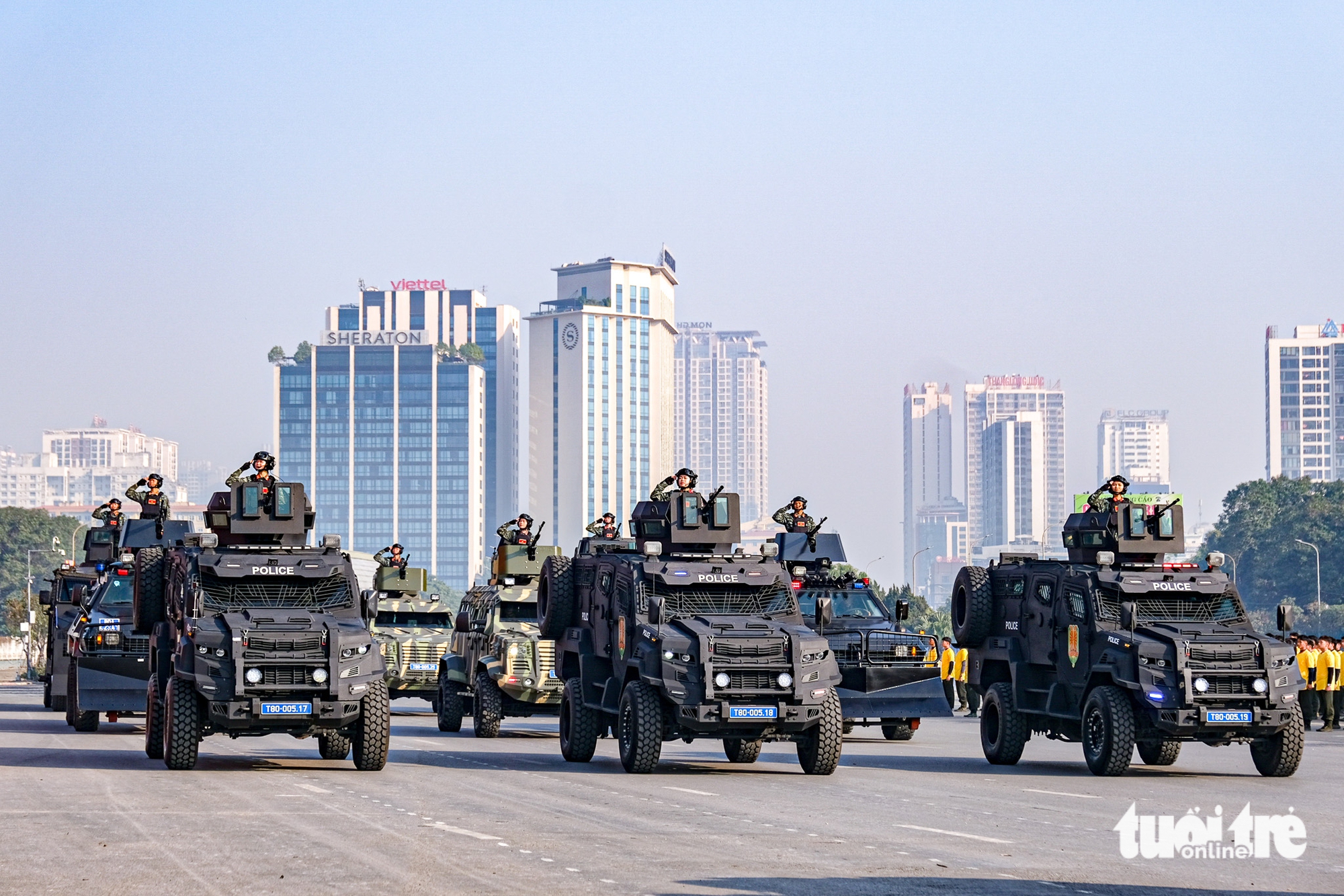 Elite police, VIP guards rehearse security plan for Vietnam’s 14th National Party Congress - Ảnh 16.