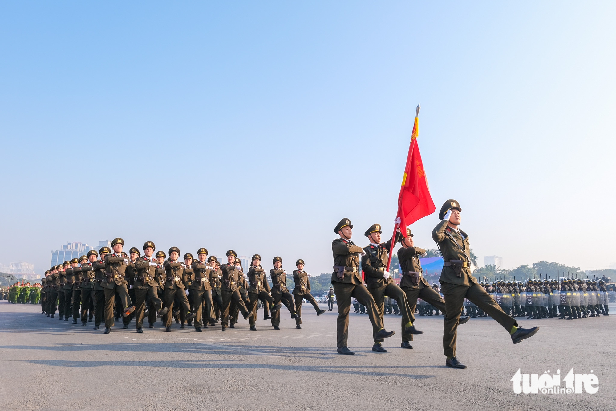 Elite police, VIP guards rehearse security plan for Vietnam’s 14th National Party Congress - Ảnh 15.