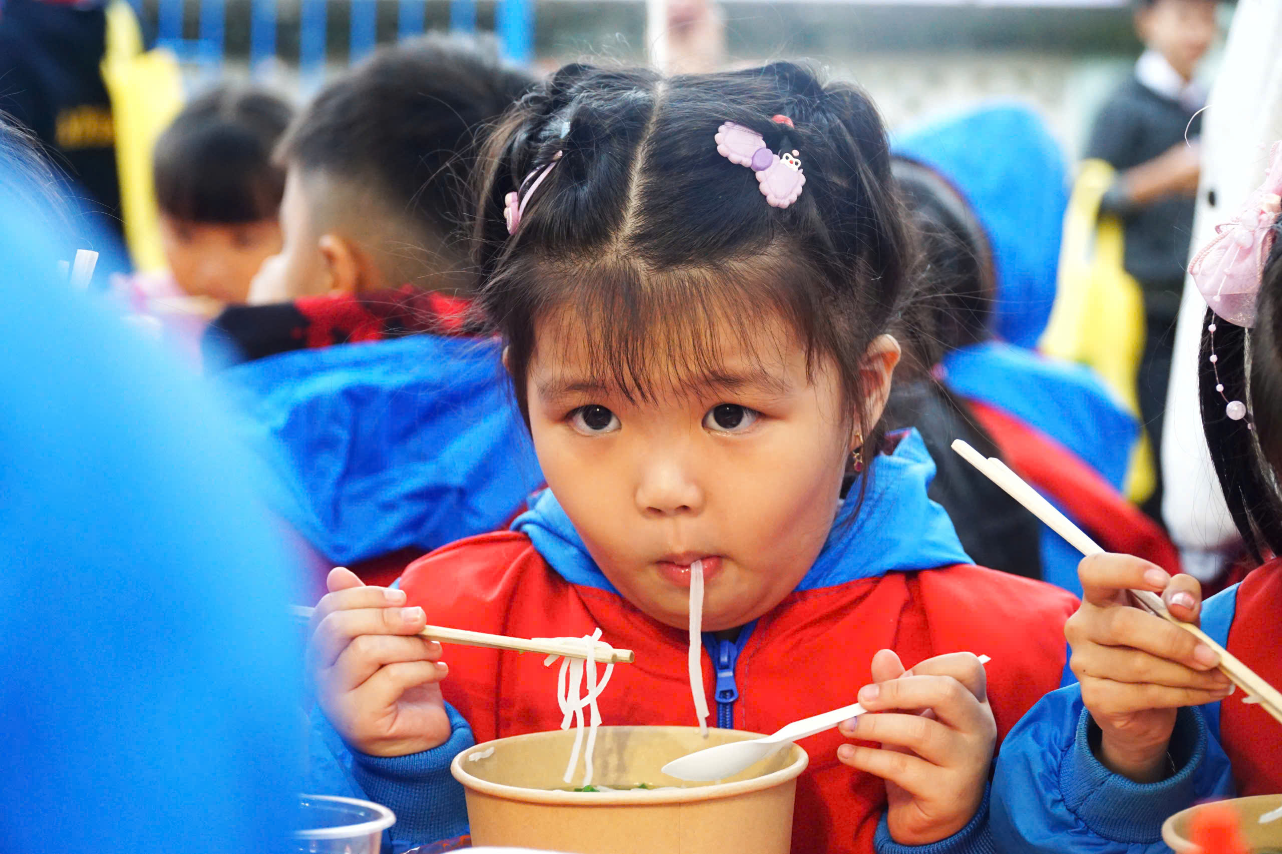 Hòa Thịnh - Ảnh 6.