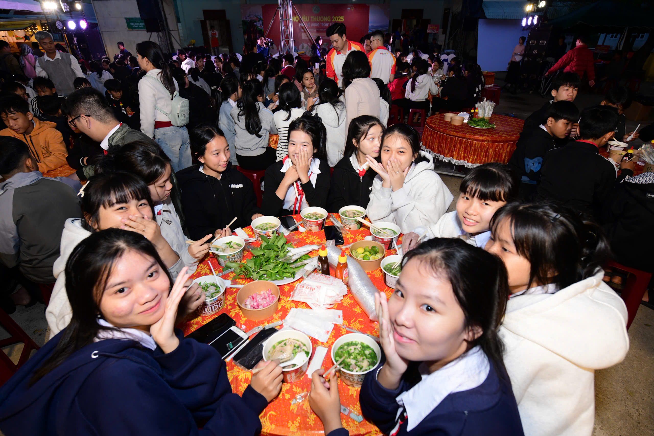 Hòa Thịnh - Ảnh 10.