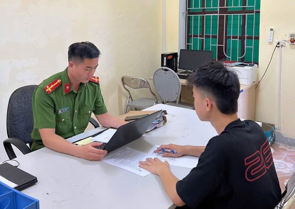 Khởi tố 5 thanh thiếu niên rú ga, lạng lách, đánh võng trên quốc lộ — ảnh 2