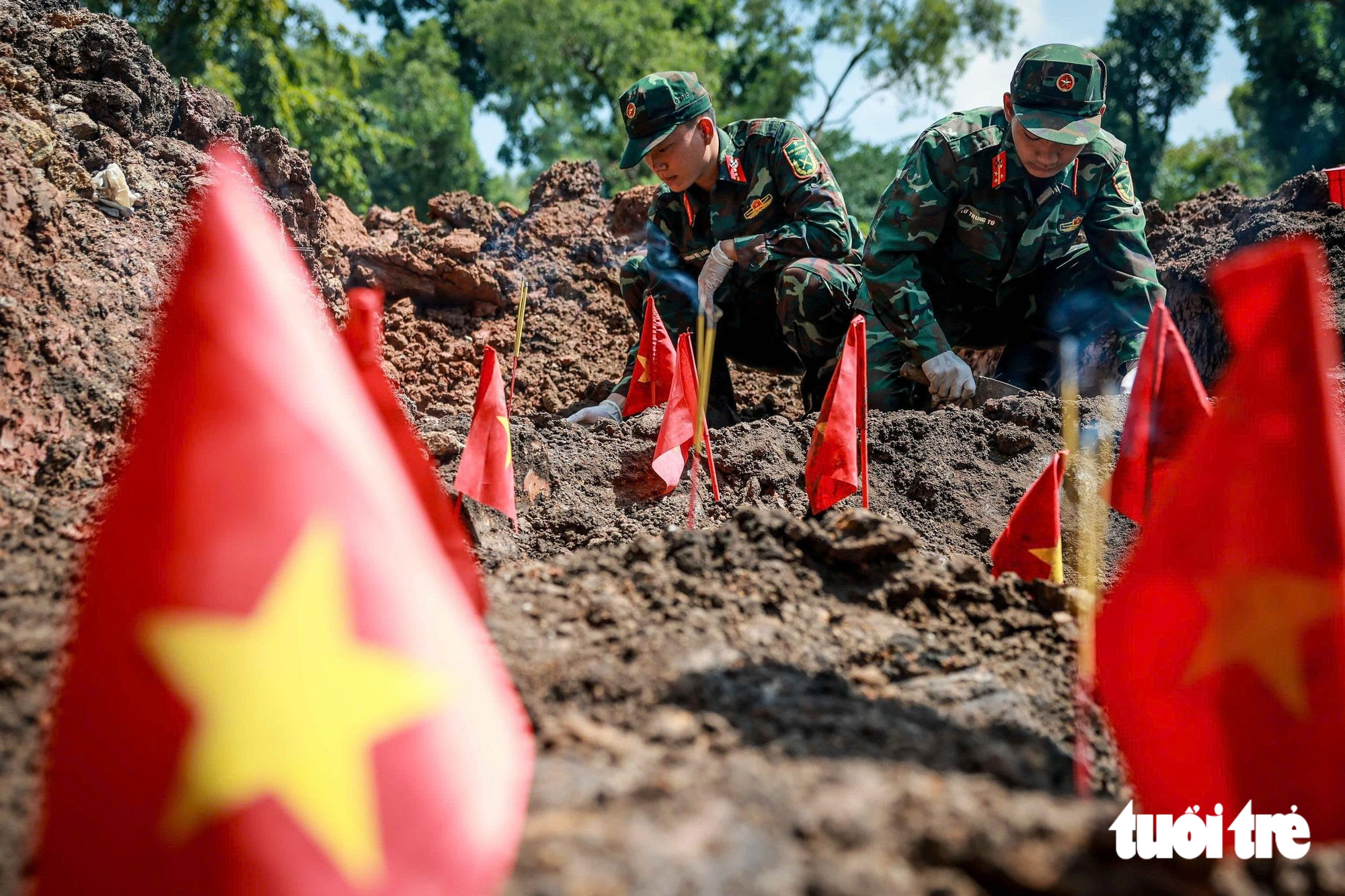 Nỗ lực chạy đua với nắng mưa, hơn 700 liệt sĩ đã được tìm thấy tại công viên Lê Thị Riêng sau hơn 3 tháng - Ảnh 10.