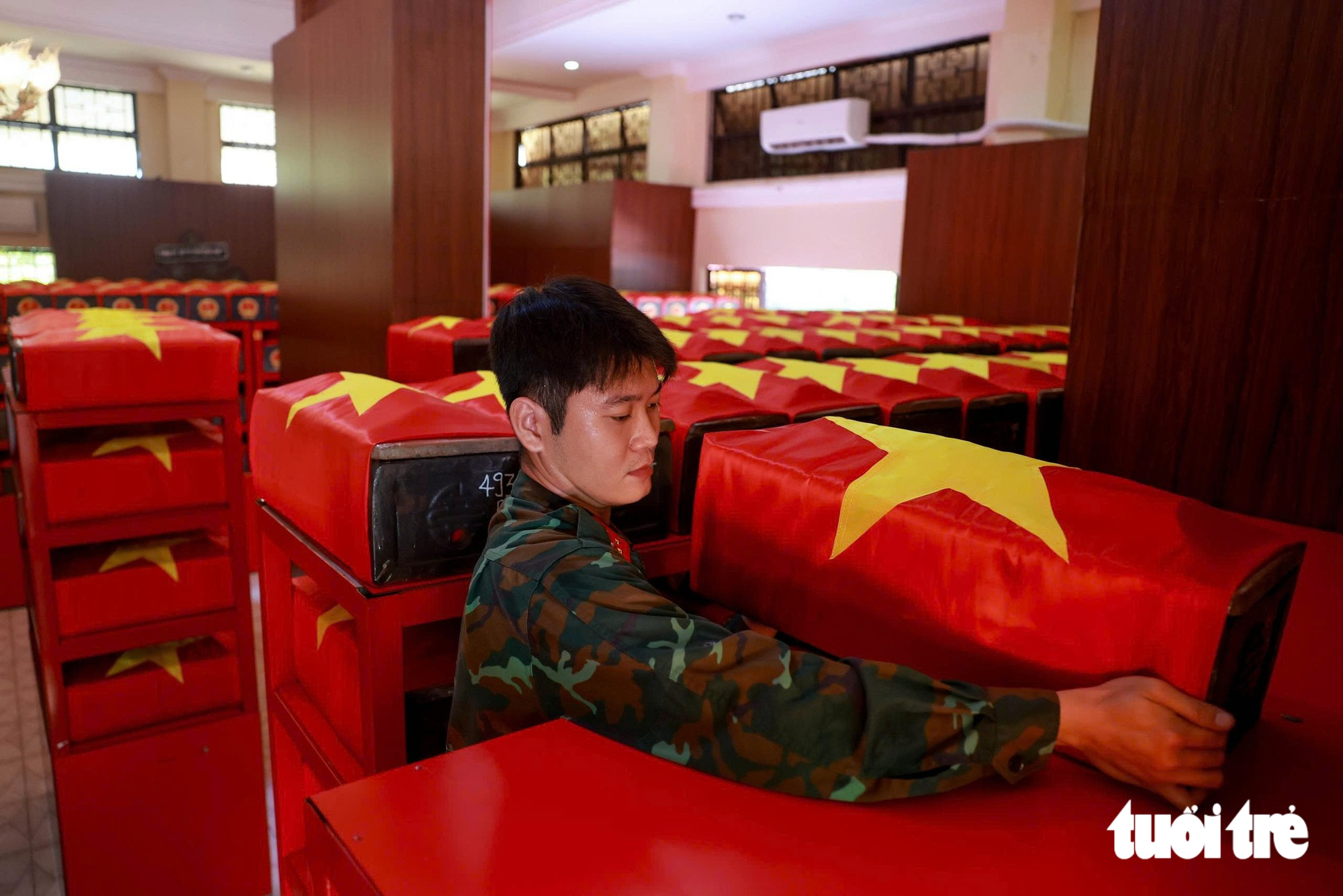 Nỗ lực chạy đua với nắng mưa, hơn 700 liệt sĩ đã được tìm thấy tại công viên Lê Thị Riêng sau hơn 3 tháng - Ảnh 16.
