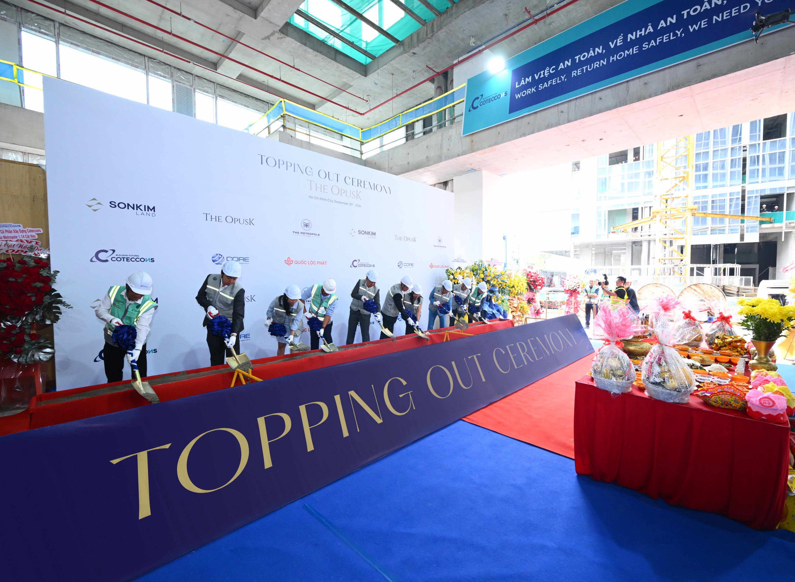 The OpusK cất nóc, hoàn thiện tổ hợp The Metropole Thủ Thiêm - Ảnh 4.