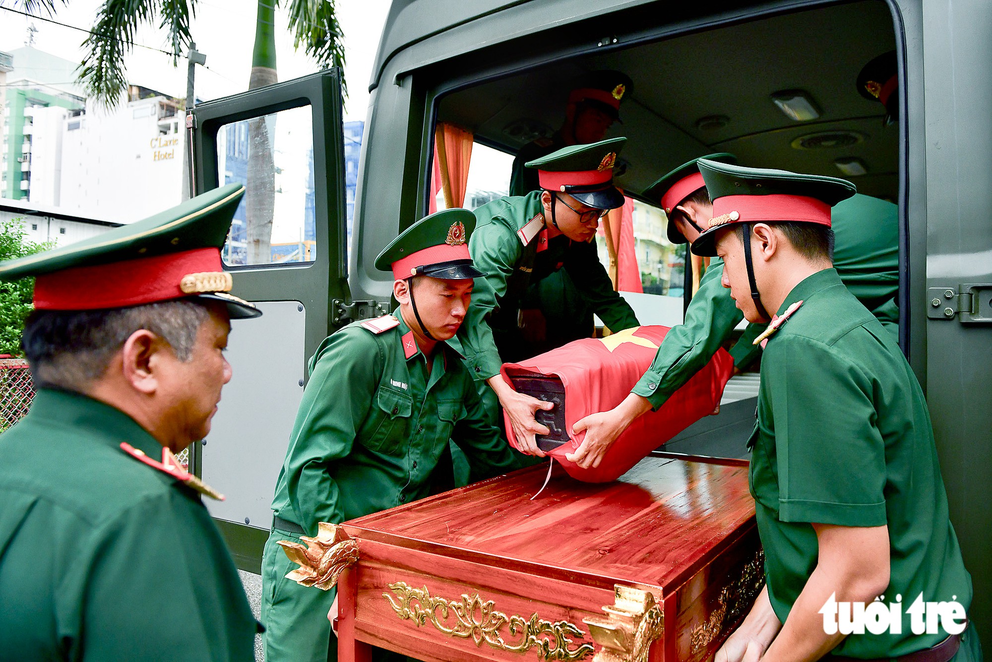 Sơ duyệt Lễ truy điệu, an táng hài cốt liệt sĩ tại công viên Lê Thị Riêng - Ảnh 2.