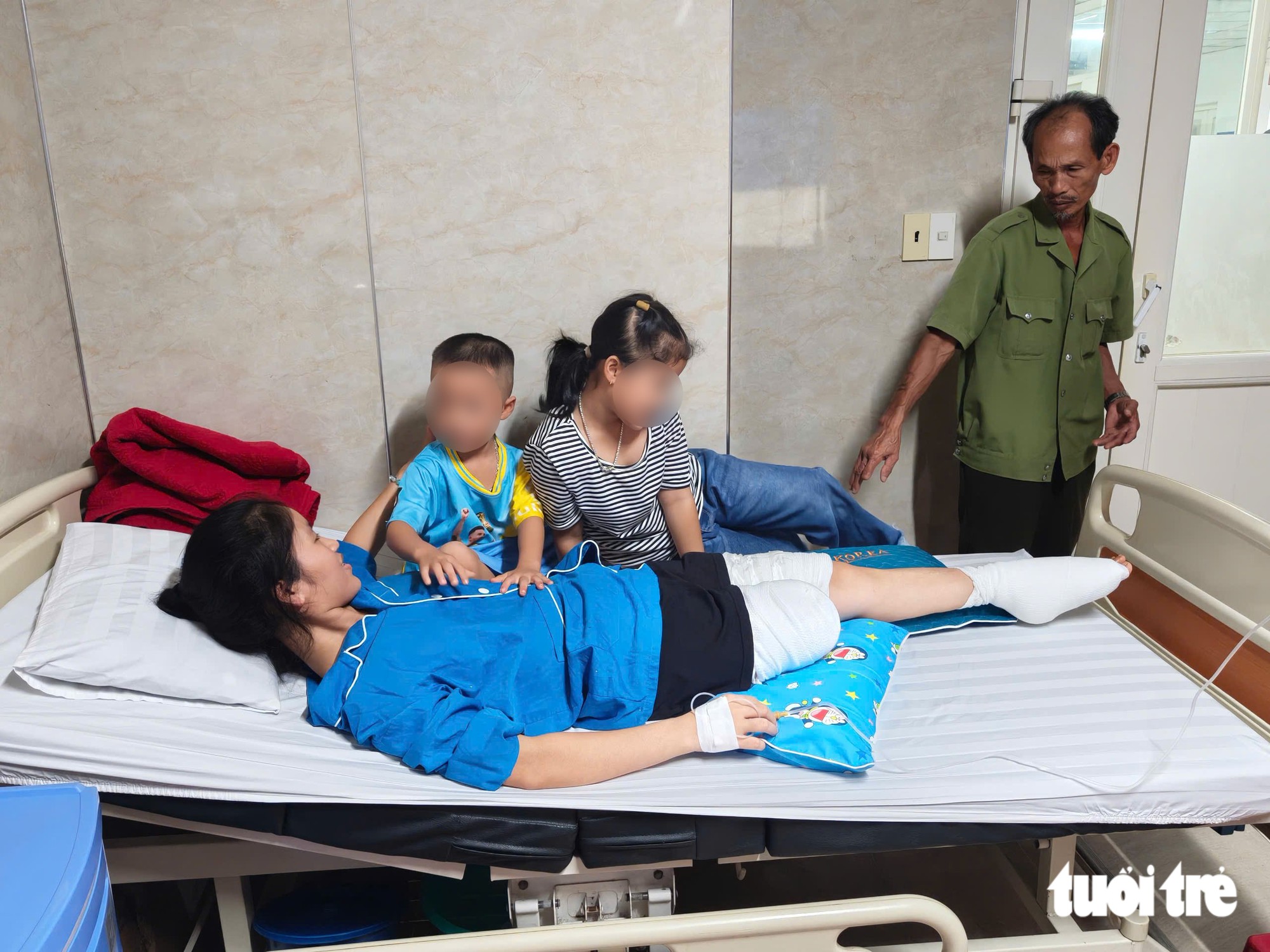 Cô giáo phải cưa chân vì cứu học trò: 'Tôi mong sớm trở lại bục giảng' - Ảnh 2.