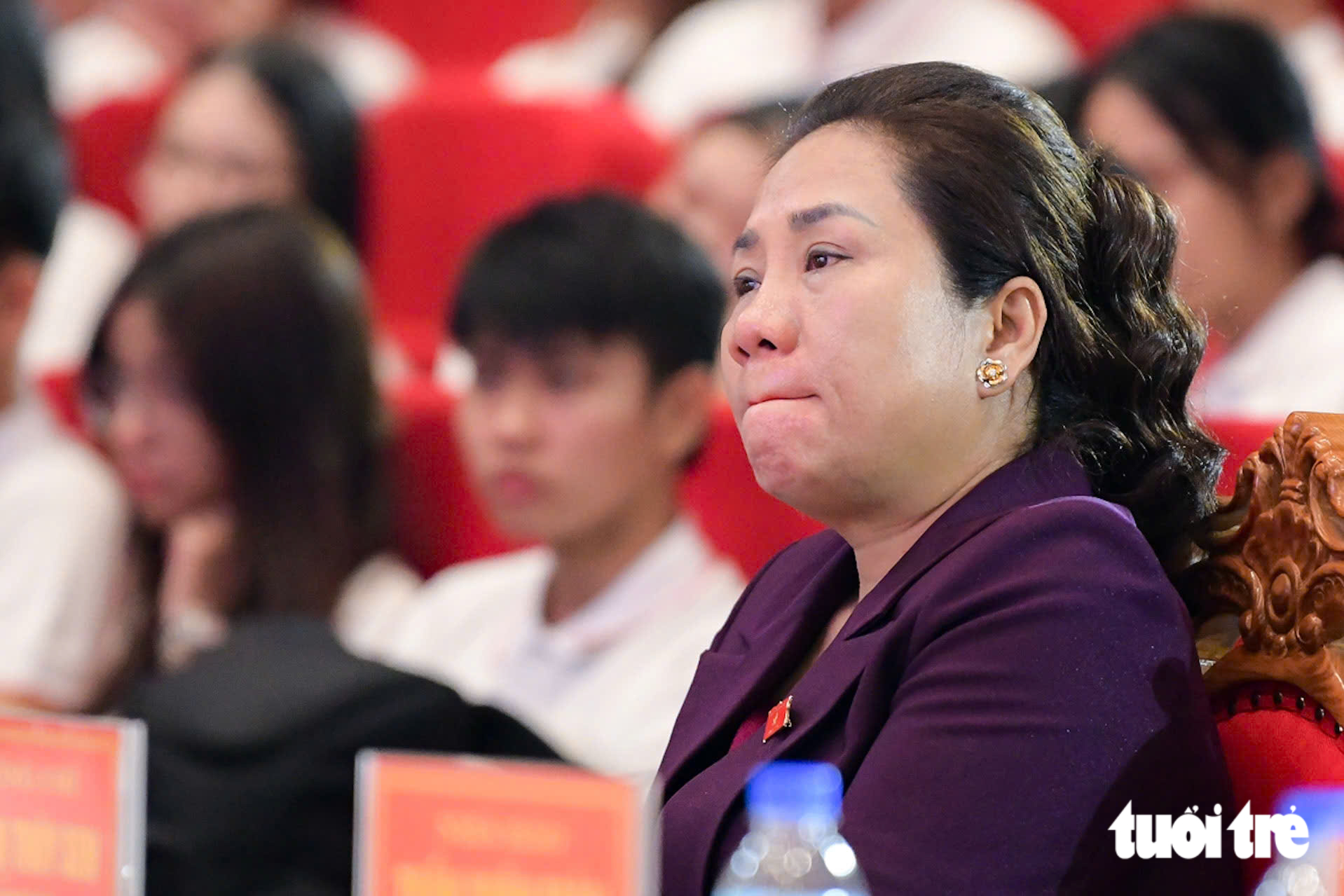 Tặng 50 triệu đồng cho nữ SV Hàng hải: 'Quá khứ toàn niềm đau và mặc cảm, nhưng tôi không khóc' - Ảnh 11.