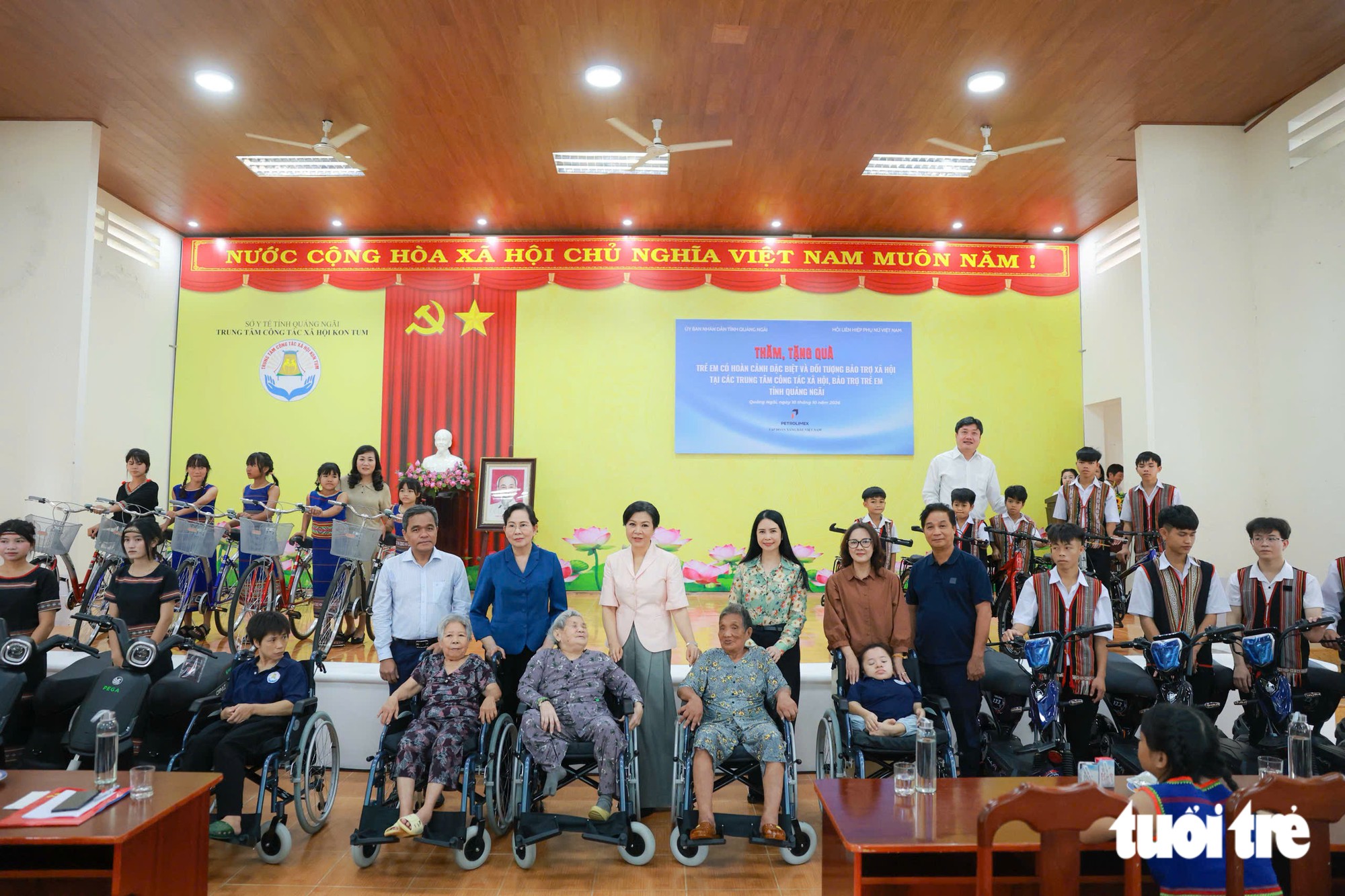 - Ảnh 12.