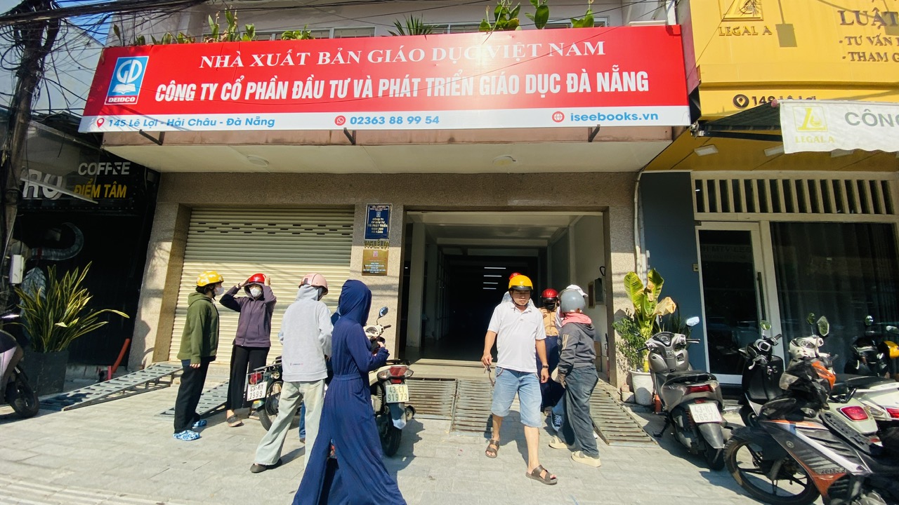 Ông Trần Cẩm Tú: Có hàng nghìn cơ sở in ấn mà để thiếu sách giáo khoa là có vấn đề - Ảnh 4.