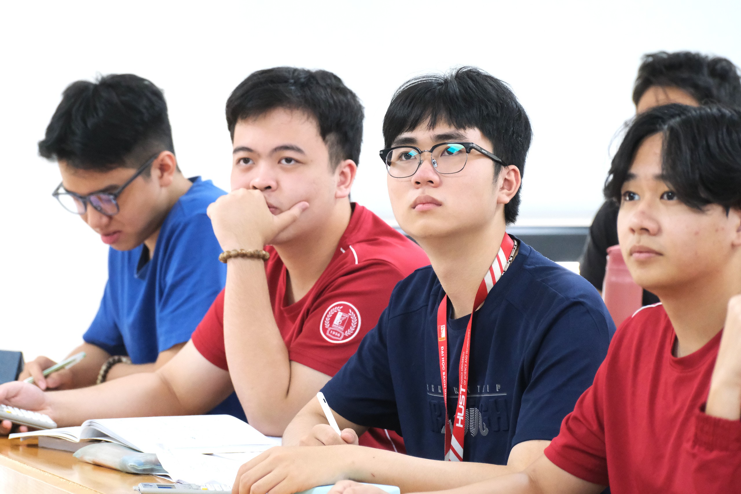 Chống lạm phát điểm số đại học: Cần kiểm soát chất lượng đánh giá từ gốc - Ảnh 2.