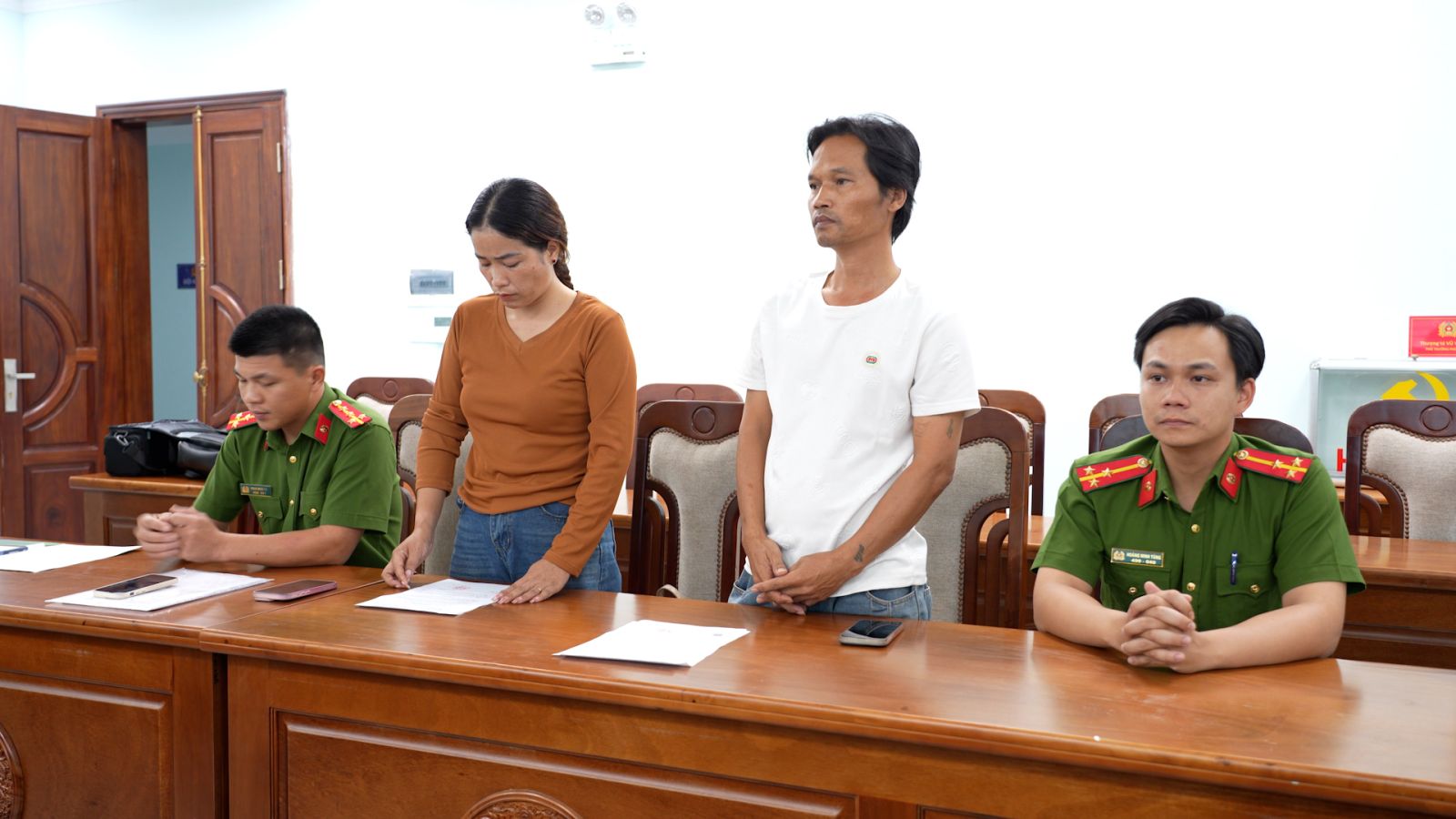 Khởi tố chủ kênh 'Già làng Tây Nguyên' - Ảnh 1.