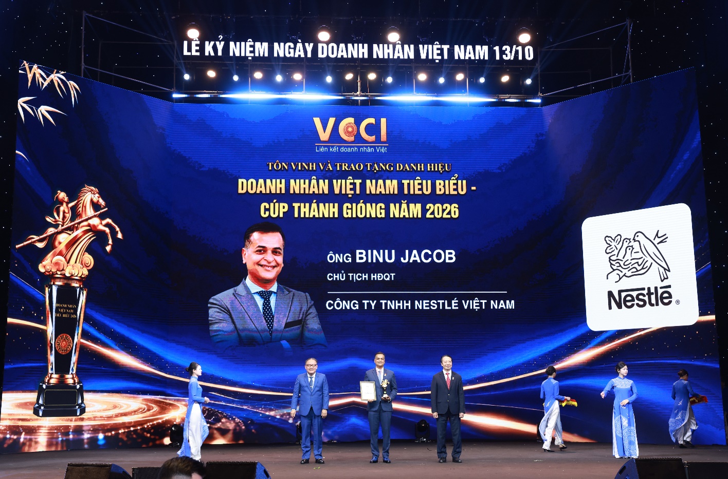 Cúp Thánh Gióng 2026 ghi nhận nỗ lực cống hiến của Nestlé Việt Nam - Ảnh 1.