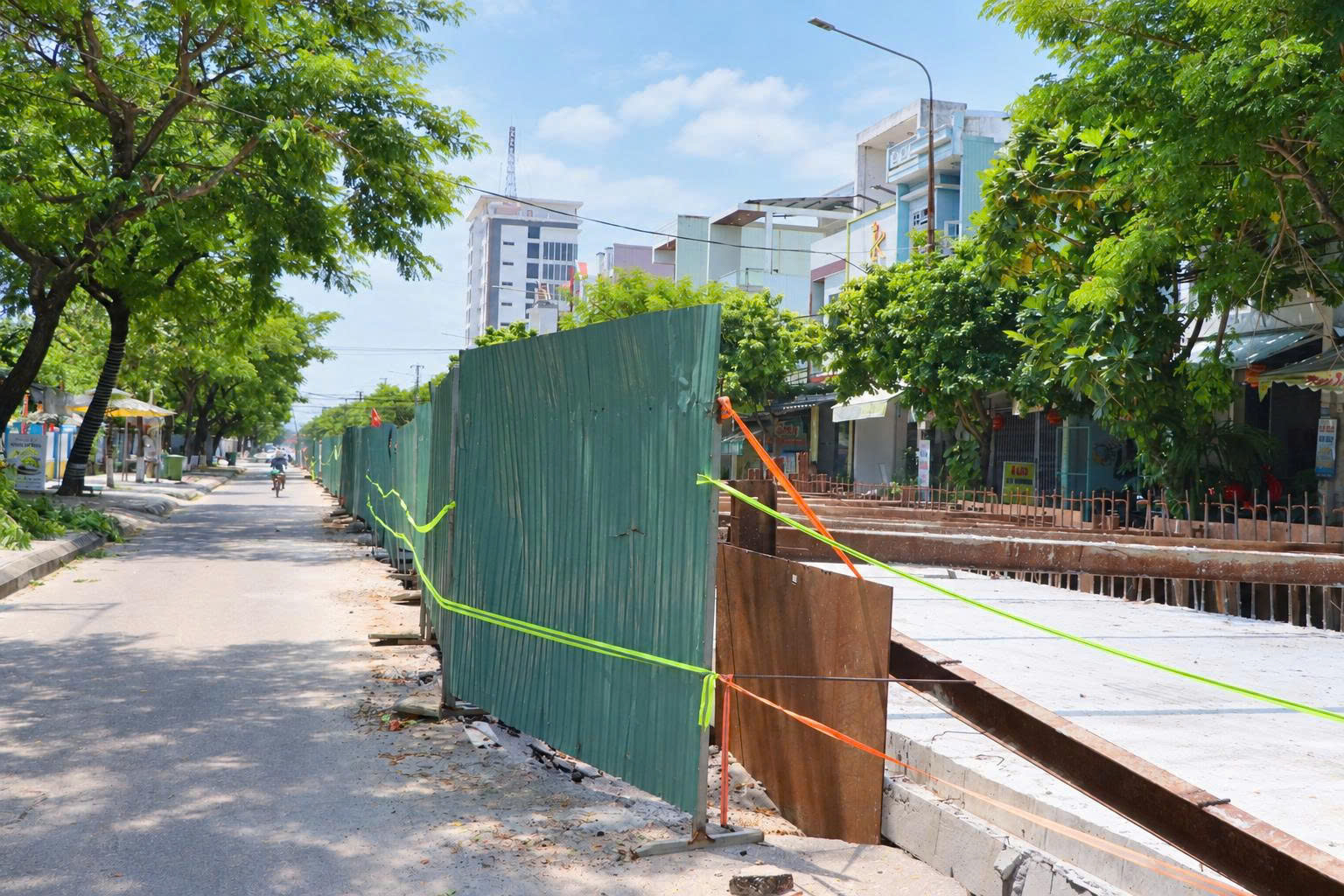 Dự án thoát nước trăm tỉ ì ạch khiến dân khổ sở: Chủ tịch Đà Nẵng chỉ đạo ‘nóng’ - Ảnh 2.