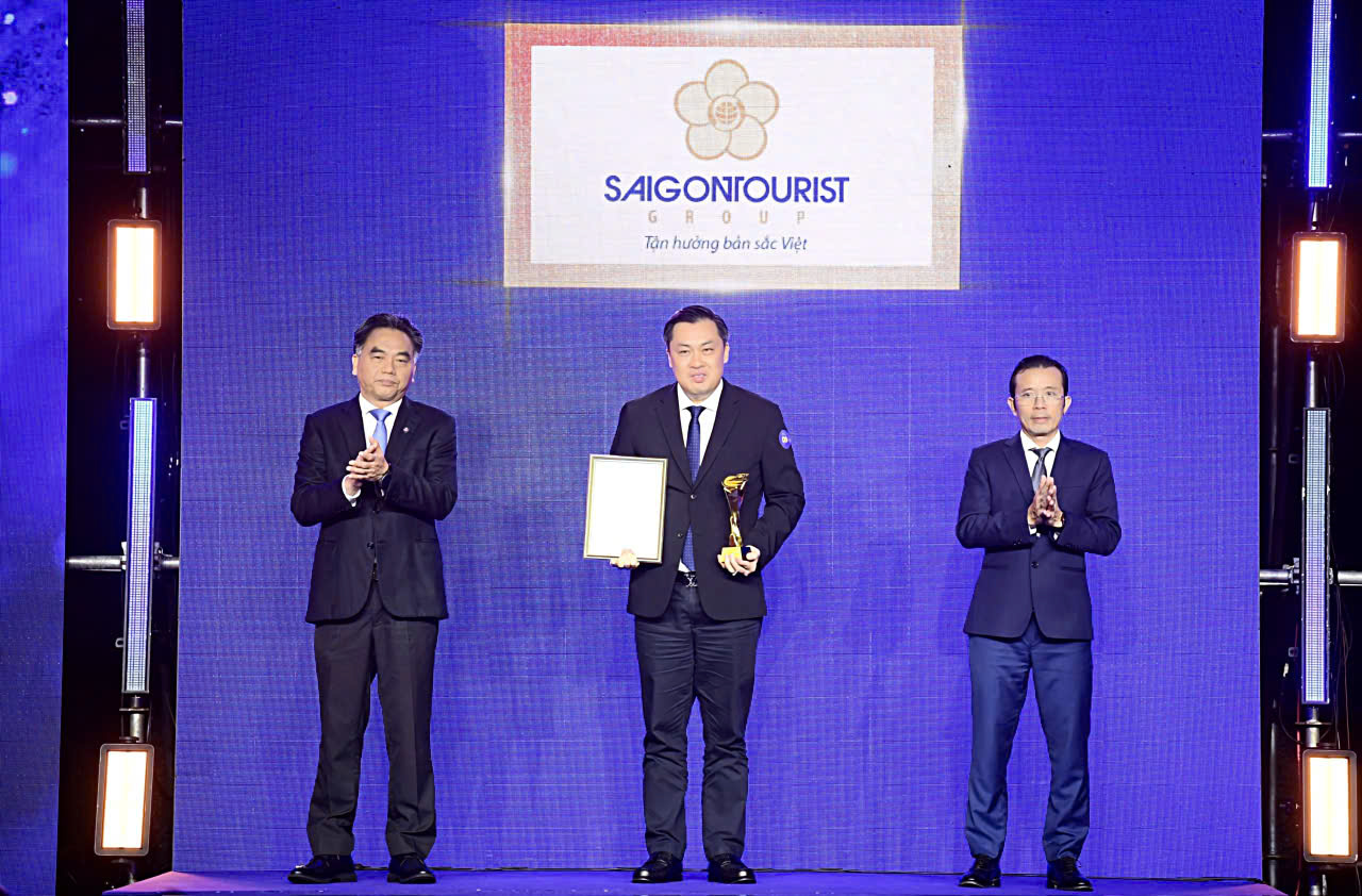 Saigontourist Group nhận hai danh hiệu, giải thưởng tiêu biểu của TP.HCM 2026 - Ảnh 2.