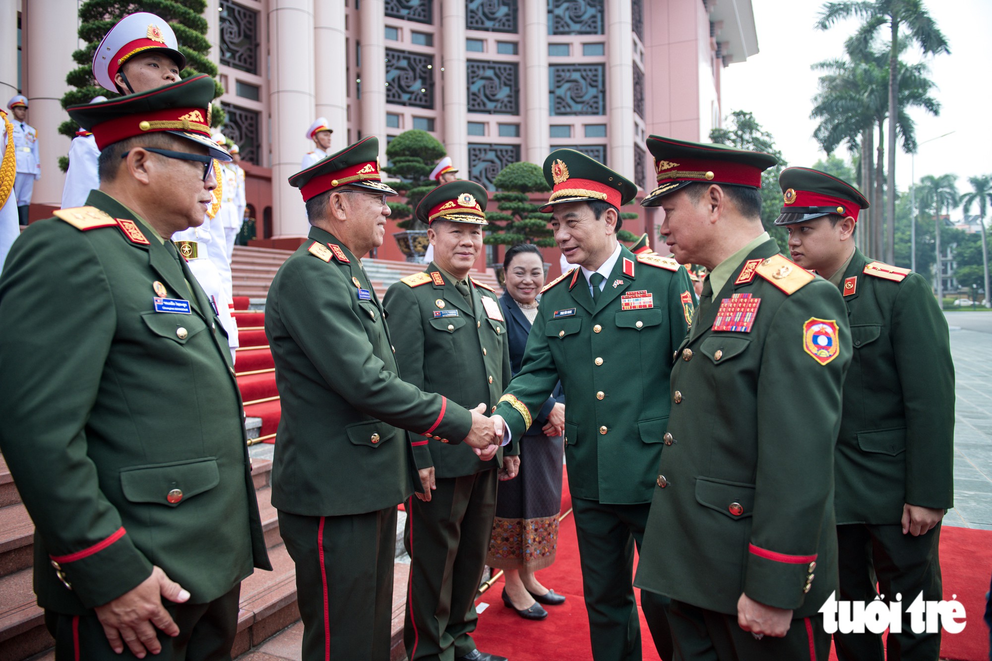 Đại tướng Phan Văn Giang hội đàm với Phó thủ tướng Lào thúc đẩy hợp tác Quốc phòng 2026 - Ảnh 6.