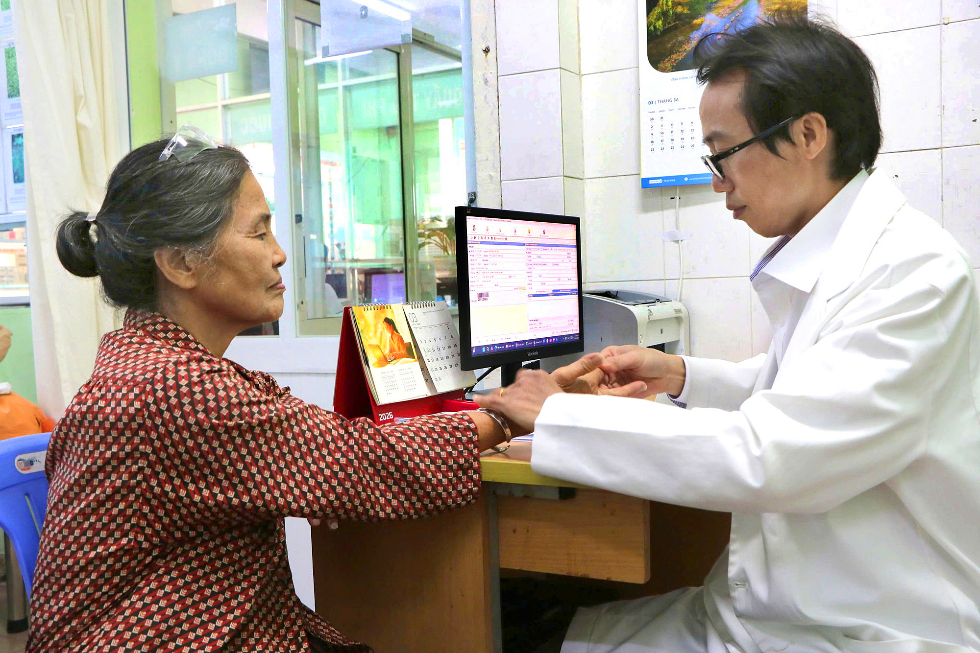 Hơn 1,5 triệu người cao tuổi ở TP.HCM: Thành phố ứng phó ra sao trước làn sóng già hóa? - Ảnh 3.