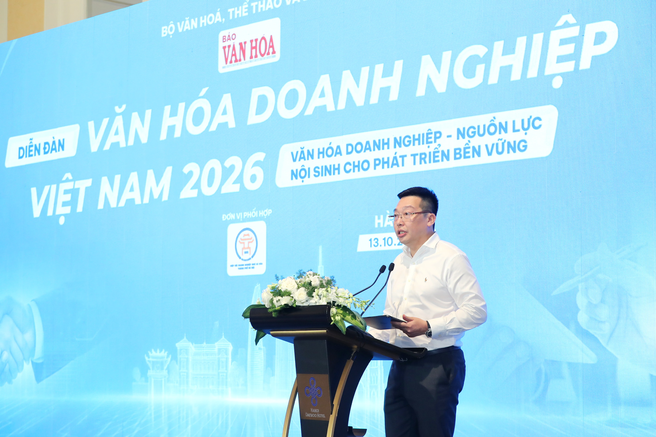 Văn hóa doanh nghiệp là phải tôn trọng đổi mới sáng tạo, tiên phong ứng dụng AI - Ảnh 2.