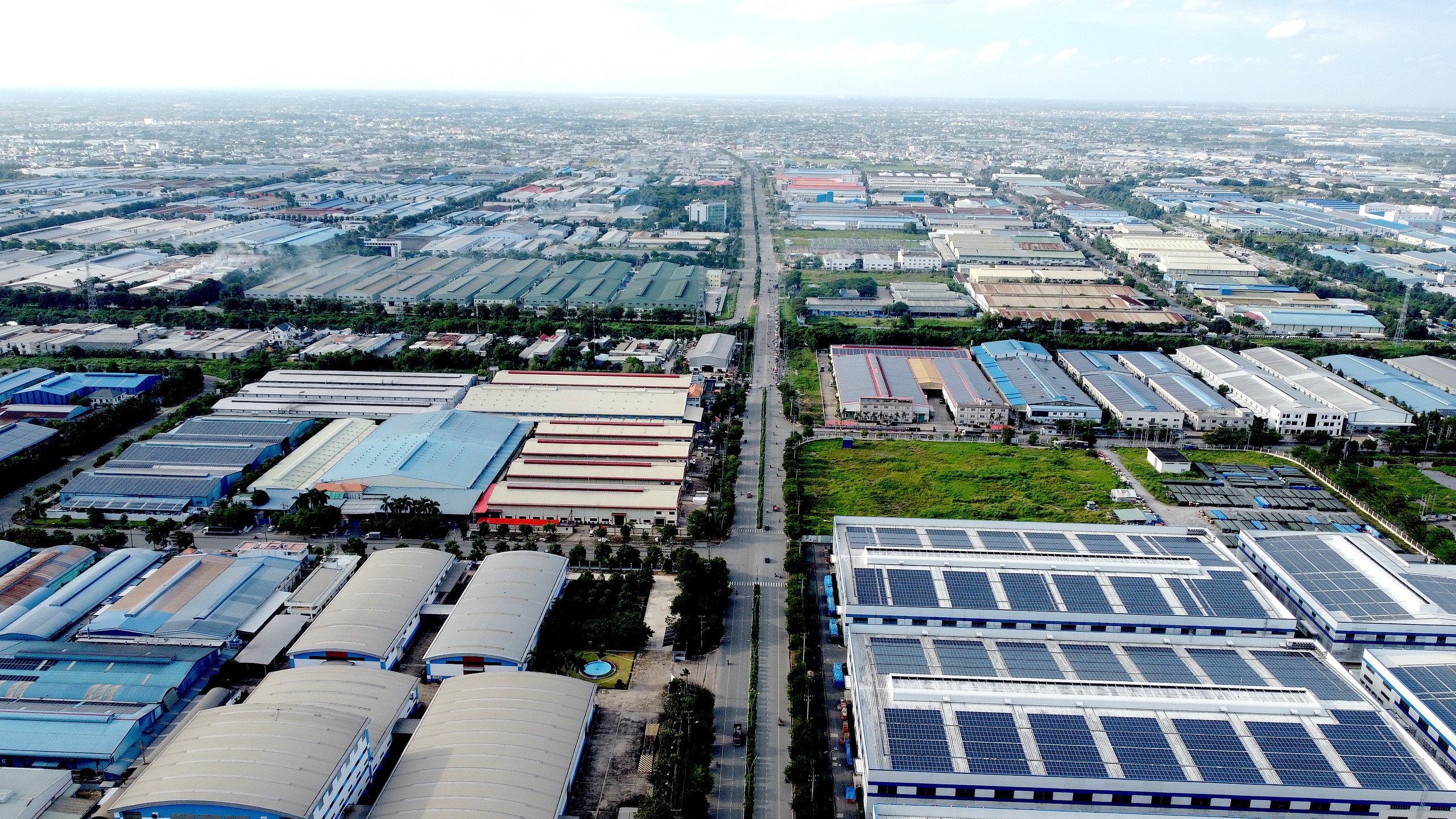 Tây Ninh tổ chức 4 vùng không gian phát triển công nghiệp chủ yếu với 11 ngành trọng tâm - Ảnh 9.
