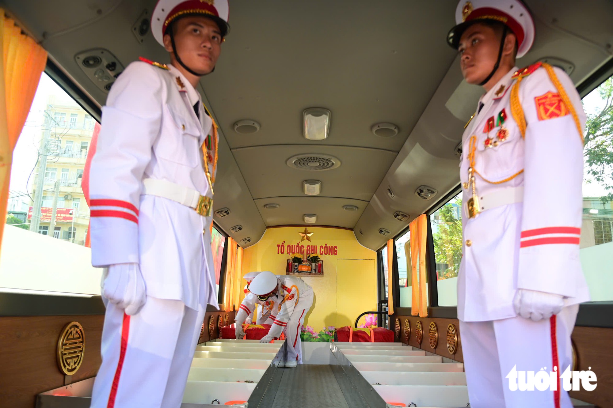 Xin hương hồn các liệt sĩ hãy xem quê hương TP.HCM là nơi đất lành để các anh, các chị yên nghỉ - Ảnh 3.