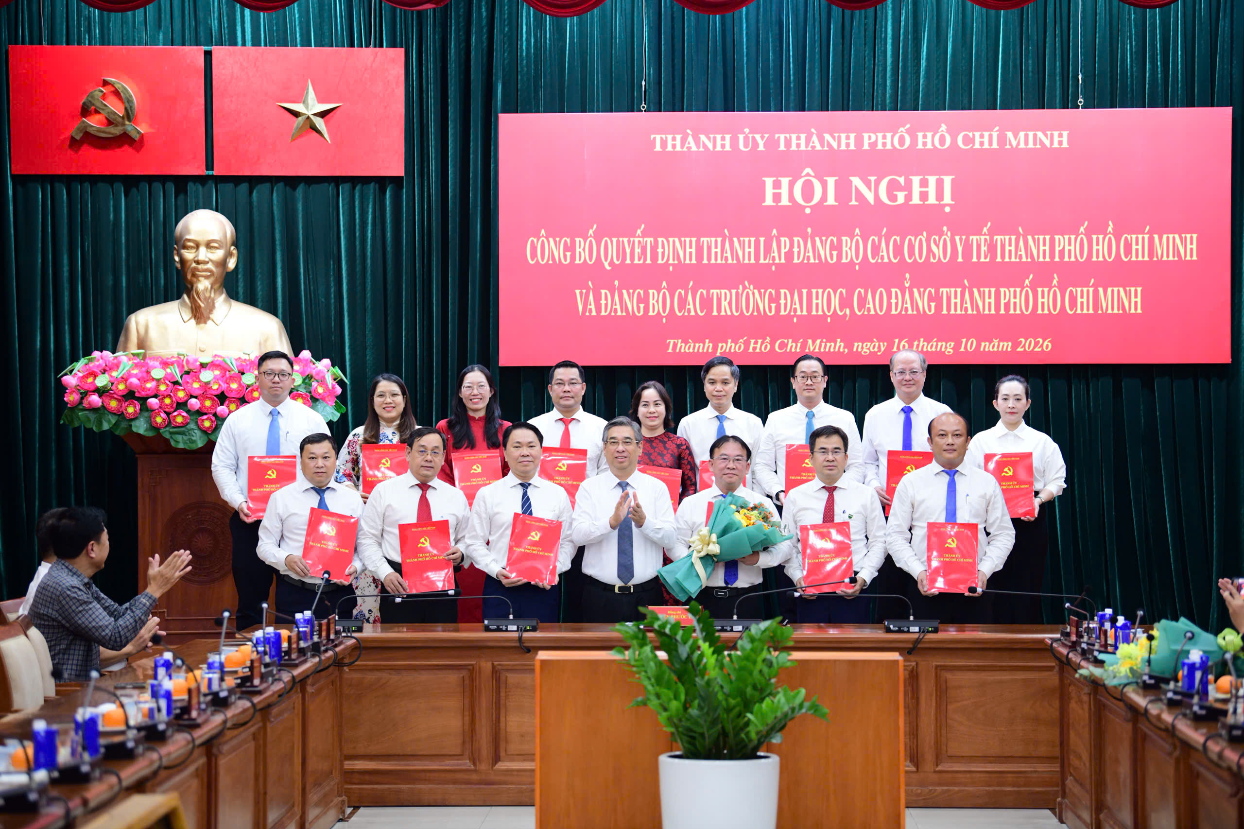 Ông Dương Anh Đức làm Bí thư Đảng ủy các trường đại học, cao đẳng TP.HCM - Ảnh 2.
