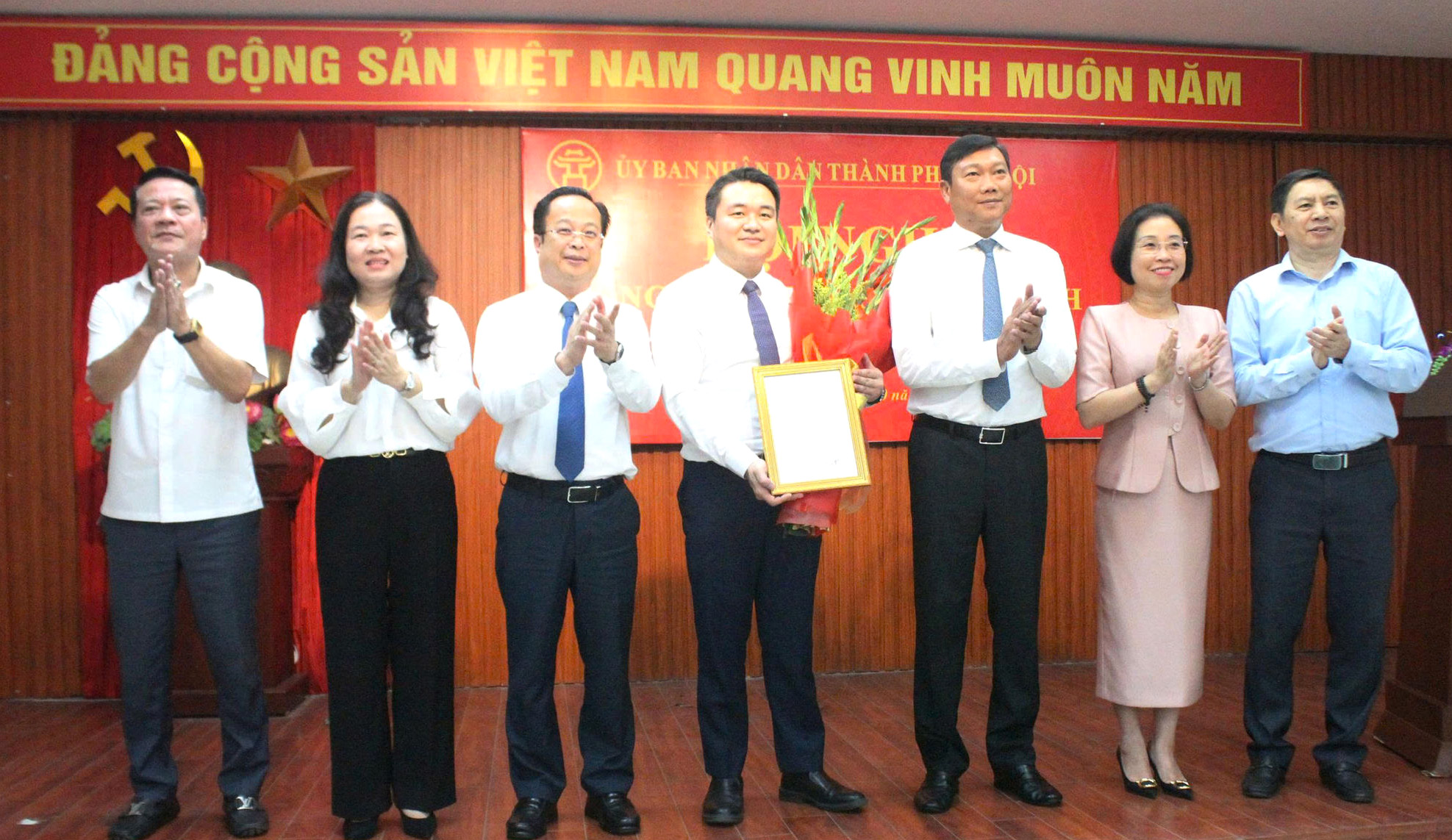 Sở Tư pháp Hà Nội có tân giám đốc 40 tuổi - Ảnh 1.