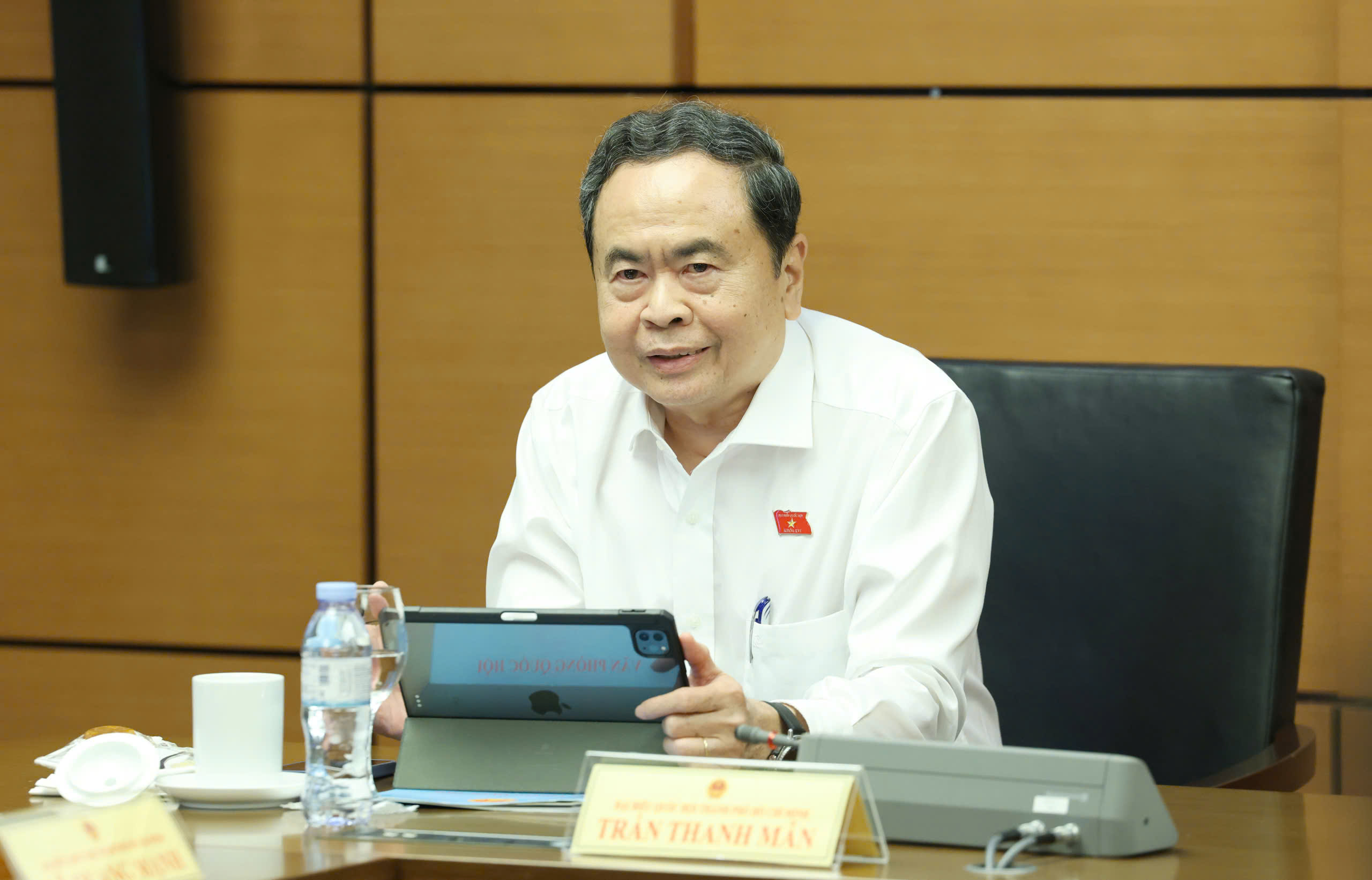 Chủ tịch Quốc hội: Doanh nghiệp nhỏ và vừa khó vay vốn do phụ thuộc quá lớn vào tài sản thế chấp - Ảnh 2.
