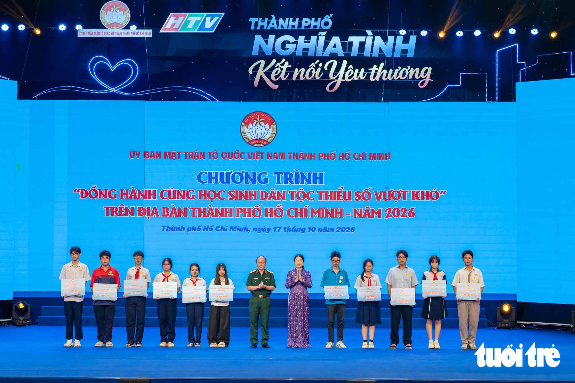 Hơn 92 tỉ đồng chăm lo người nghèo, học sinh, sinh viên khó khăn ở TP.HCM - Ảnh 8.