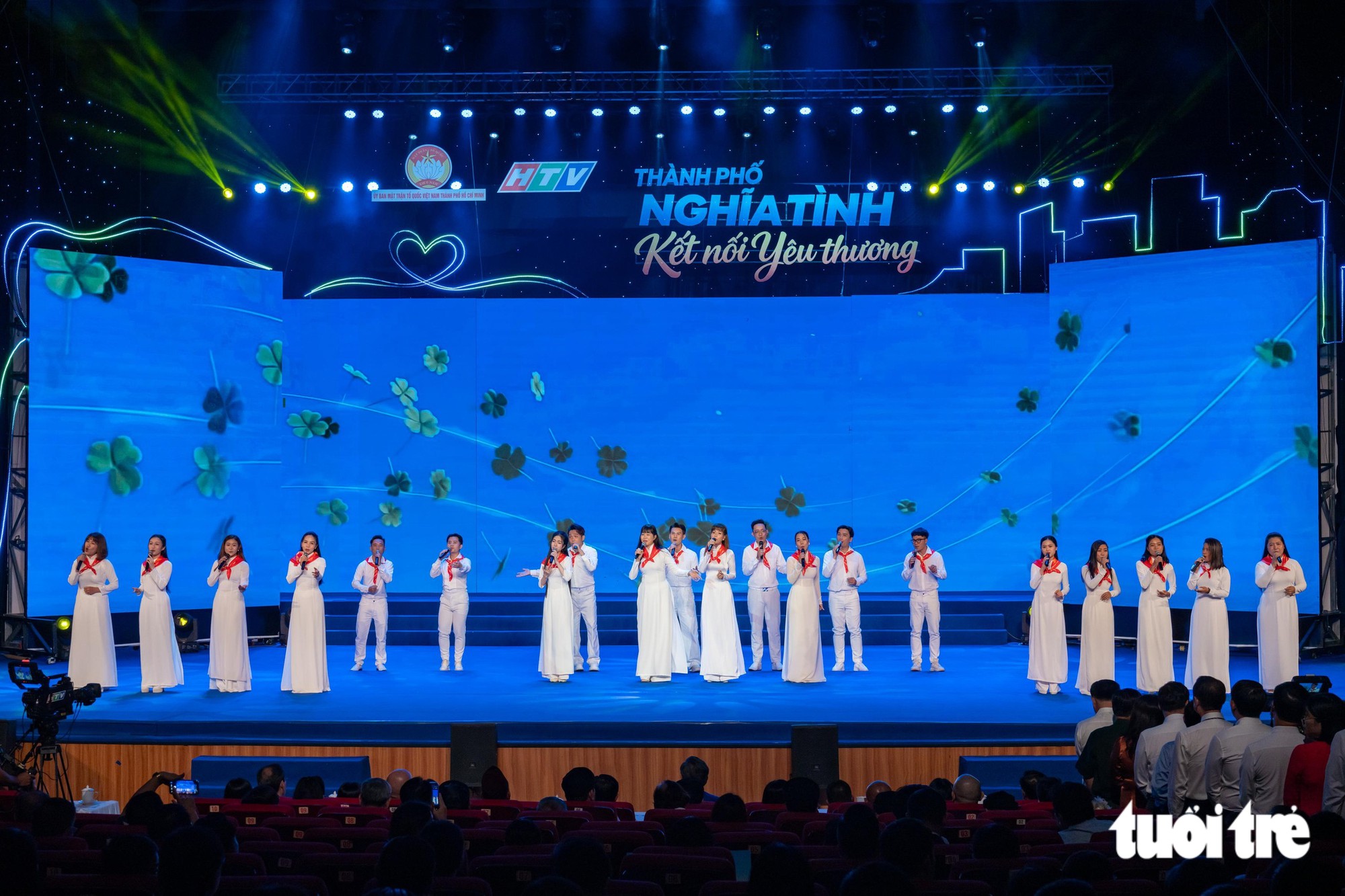'Thành phố nghĩa tình - Kết nối yêu thương' tiếp nhận hơn 164,5 tỉ đồng chăm lo người nghèo - Ảnh 13.