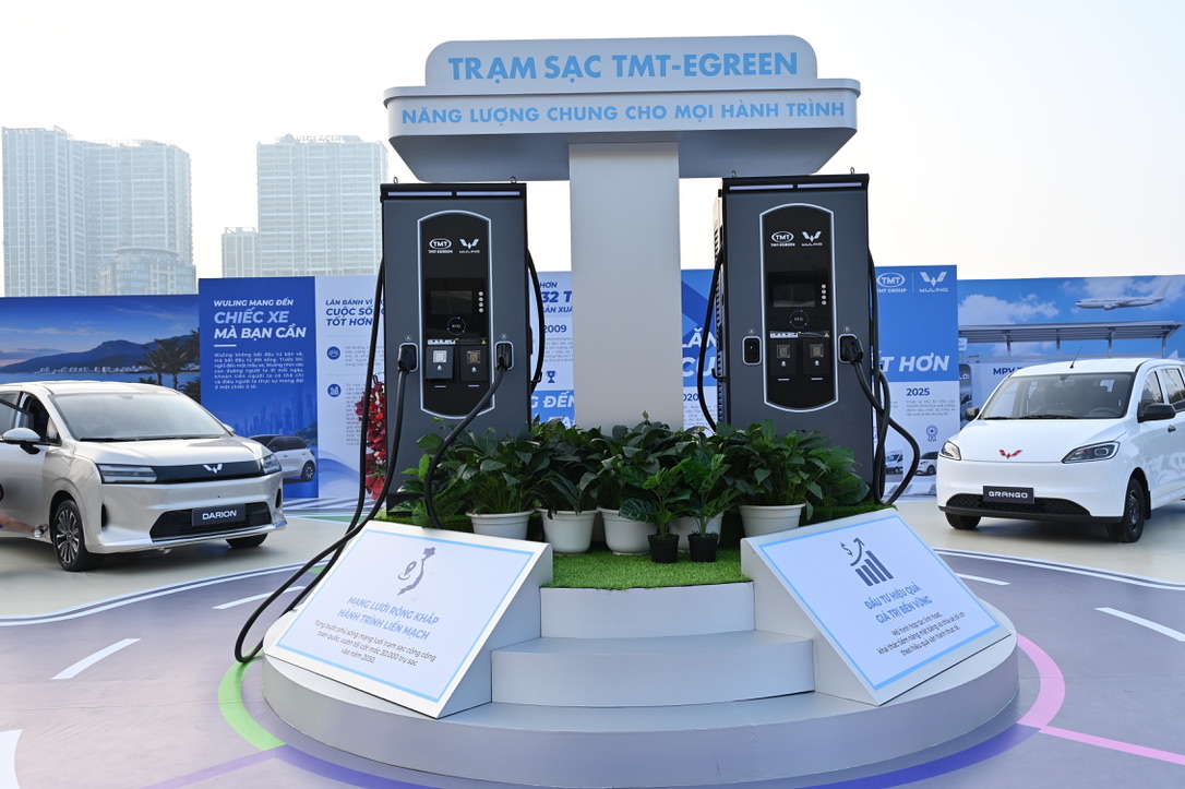 Loạt mẫu xe điện của Trung Quốc được giới thiệu, rẻ nhất gần 300 triệu đồng - Ảnh 1.
