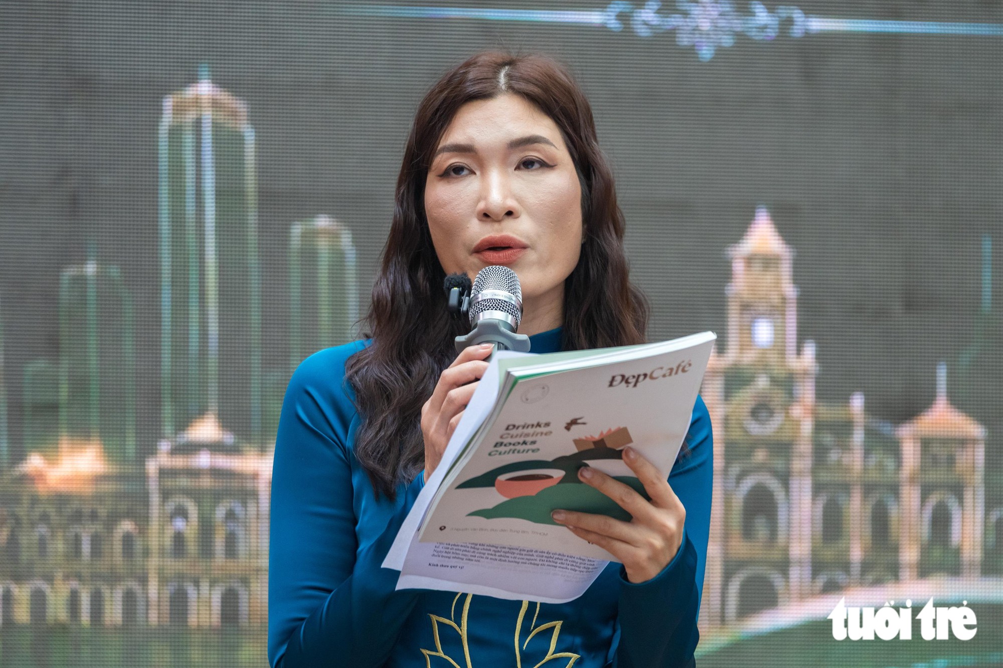 Ngày hội Văn hóa Áo dài TP.HCM: Gìn giữ di sản từ những người đứng sau tà áo - Ảnh 3.